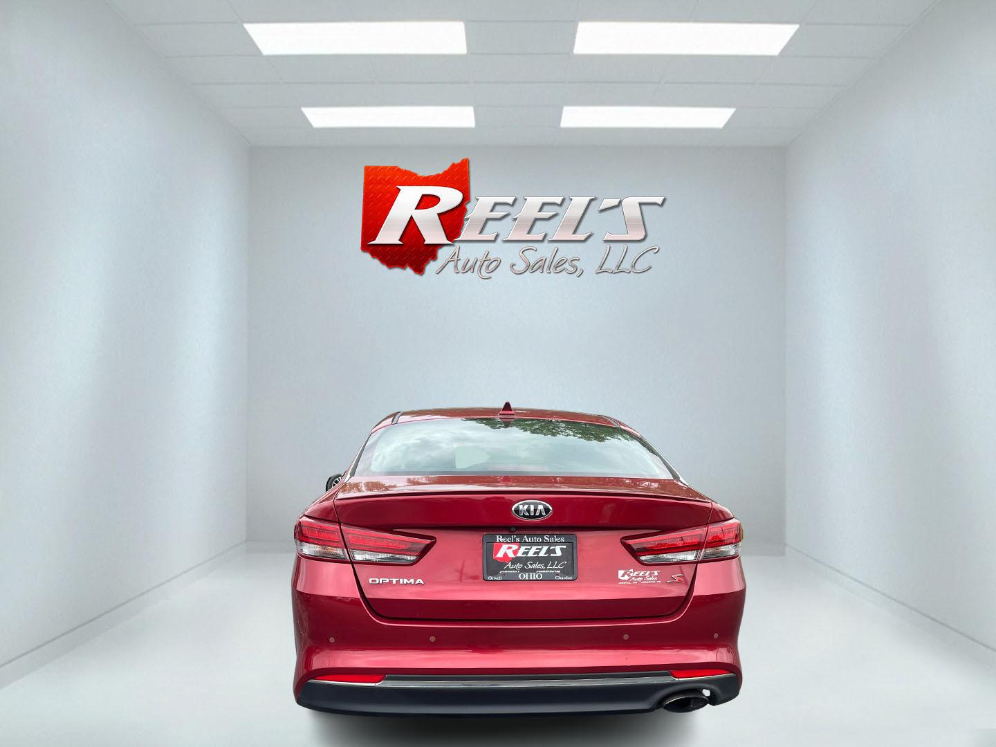 2018 Red /Black Kia Optima S (5XXGT4L37JG) with an 2.4L I4 DOHC 16V engine, 6 Speed Automatic transmission, located at 547 E. Main St., Orwell, OH, 44076, (440) 437-5893, 41.535435, -80.847855 - FRESH TRADE ALERT ---- This 2018 Kia Optima S is fuel efficient sedan with plenty of nice features. Powered by a 2.4 GDI engine and a 6 speed automatic transmission it's fuel efficient will not disappoint achieving a rating of 28 MPG combined and 34 MPG highway. On the exterior you get LED fog light - Photo#30