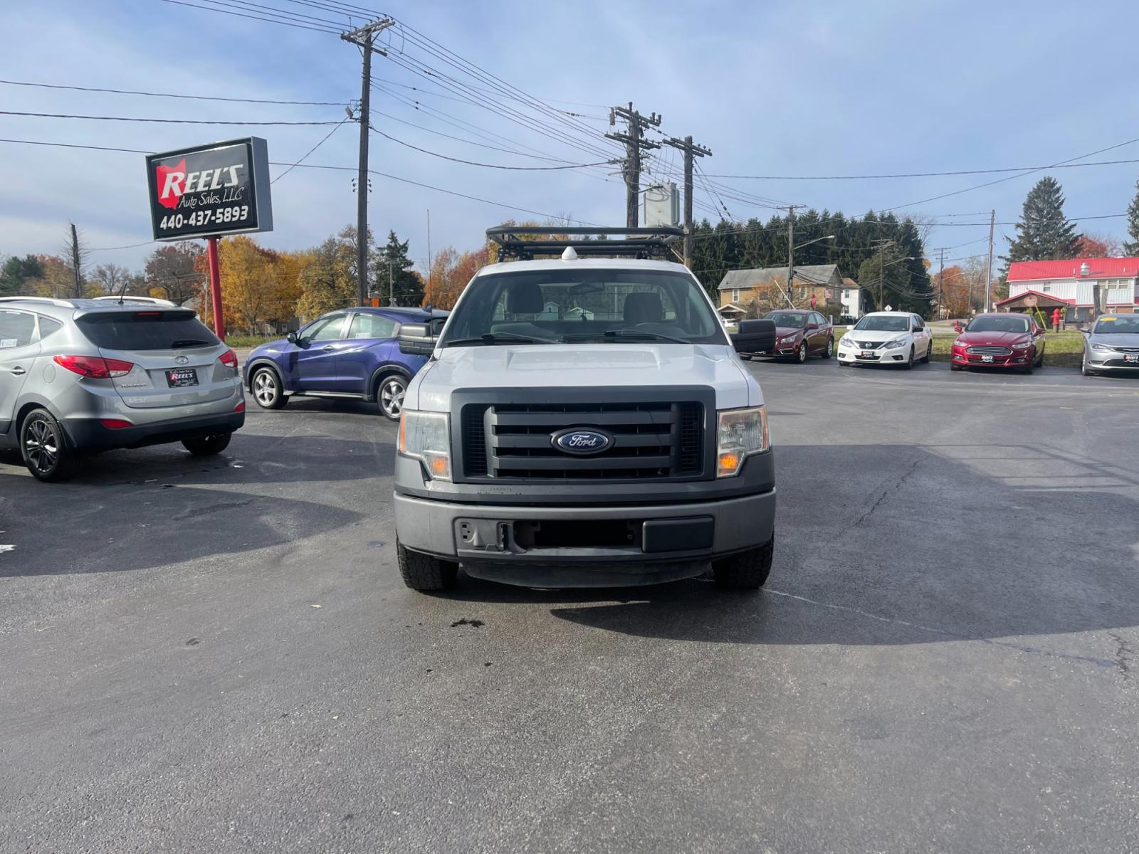 2011 White /Gray Ford F-150 XL 6.5-ft. Bed RWD (1FTMF1CM6BK) with an 3.7L V6 DOHC 24V engine, 6 Speed Automatic transmission, located at 547 E. Main St., Orwell, OH, 44076, (440) 437-5893, 41.535435, -80.847855 - Photo #1