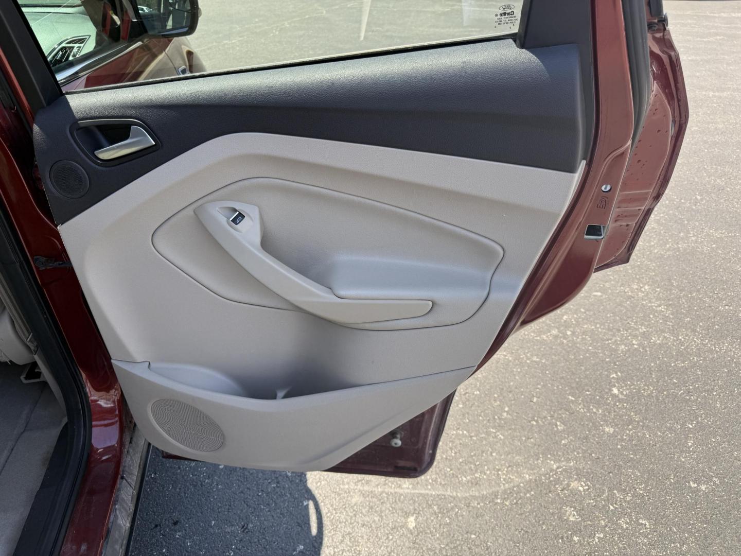 2014 Sunset Metallic /Tan Ford Escape Titanium 4WD (1FMCU9JX7EU) with an 1.6L I4 DOHC 16V TURBO engine, 6-Speed Automatic transmission, located at 547 E. Main St., Orwell, OH, 44076, (440) 437-5893, 41.535435, -80.847855 - This 2014 Ford Escape is a well equipped compact SUV. With a 1.6L EcoBoost turbocharged I4 engine paired with a 6-speed automatic transmission, delivering an impressive 30 MPG on the highway. It offers a luxurious interior with leather seats, heated front seats, and dual-zone automatic climate contr - Photo#40