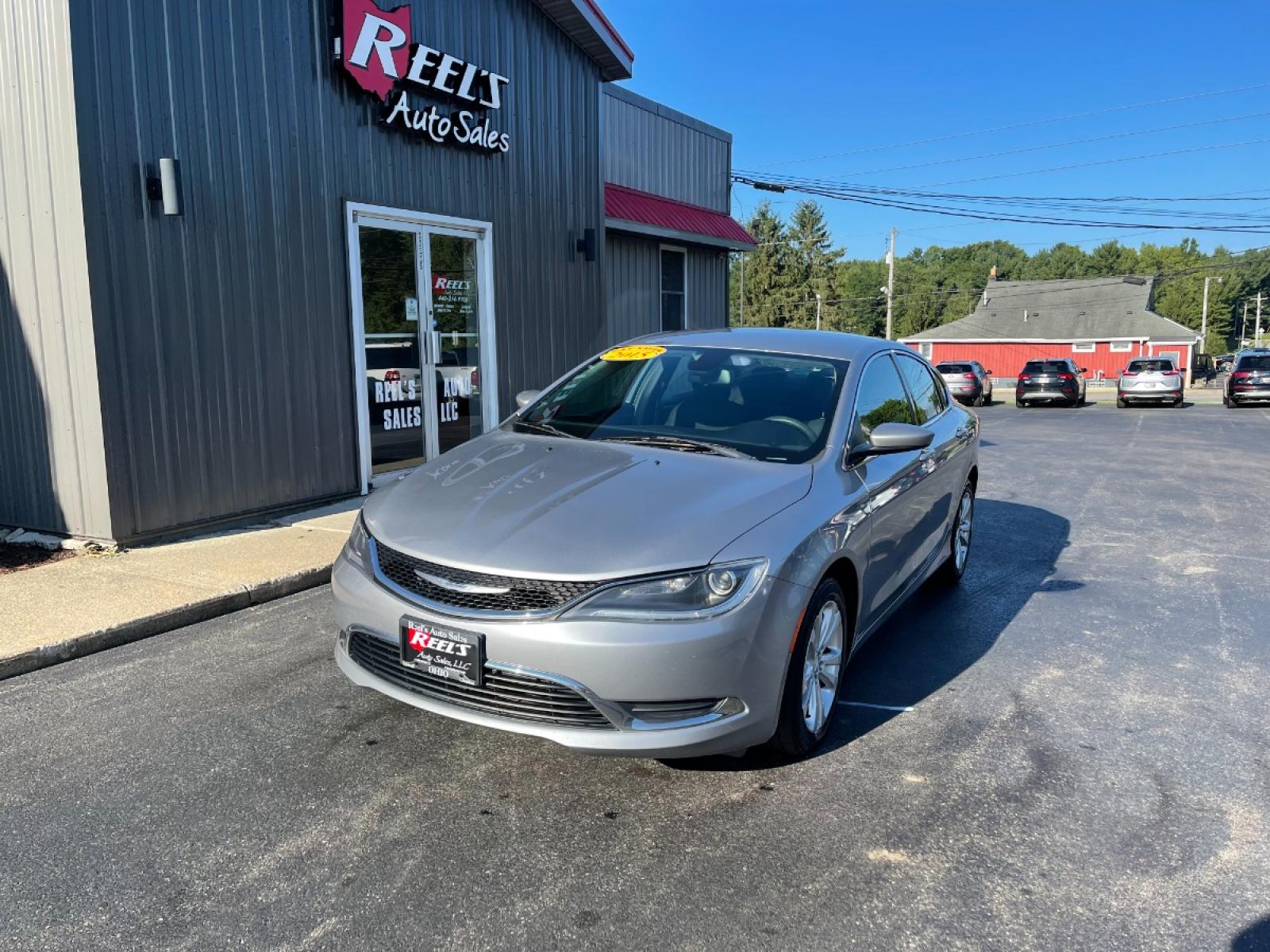 2015 Silver /Black Chrysler 200 Limited (1C3CCCAB1FN) with an 2.4L L4 DOHC 16V engine, 9-Speed Automatic transmission, located at 11115 Chardon Rd. , Chardon, OH, 44024, (440) 214-9705, 41.580246, -81.241943 - Photo #1