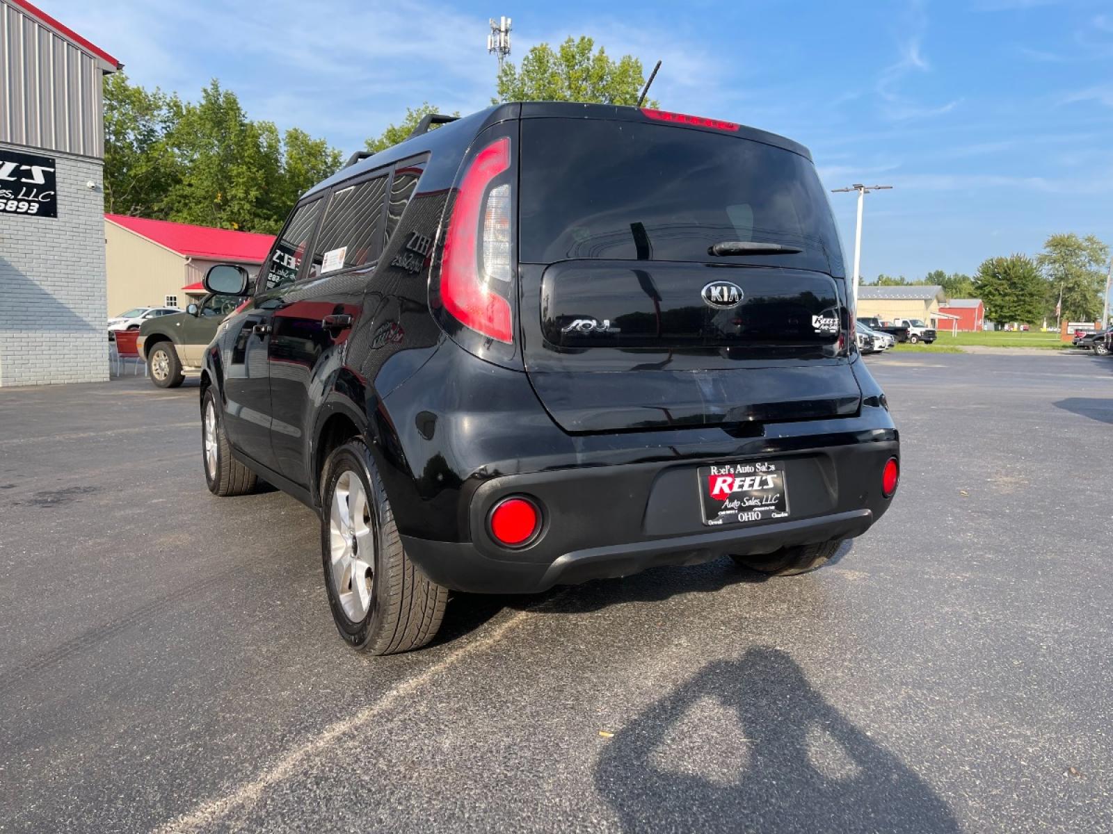 2017 Black /Black Kia Soul ! (KNDJN2A29H7) with an 1.6L I4 DOHC 16V engine, 6A transmission, located at 547 E. Main St., Orwell, OH, 44076, (440) 437-5893, 41.535435, -80.847855 - 2017 Kia Soul ---- One Owner Carfax ---- Super Good Gas Mileage ---- 6 Speed Manual ---- Fully Serviced and Recently Detailed ---- Reel's Auto Sales is located in both Chardon and Orwell Ohio. Financing available and trades welcome. Please call or text to confirm location, set an appointment or disc - Photo #11