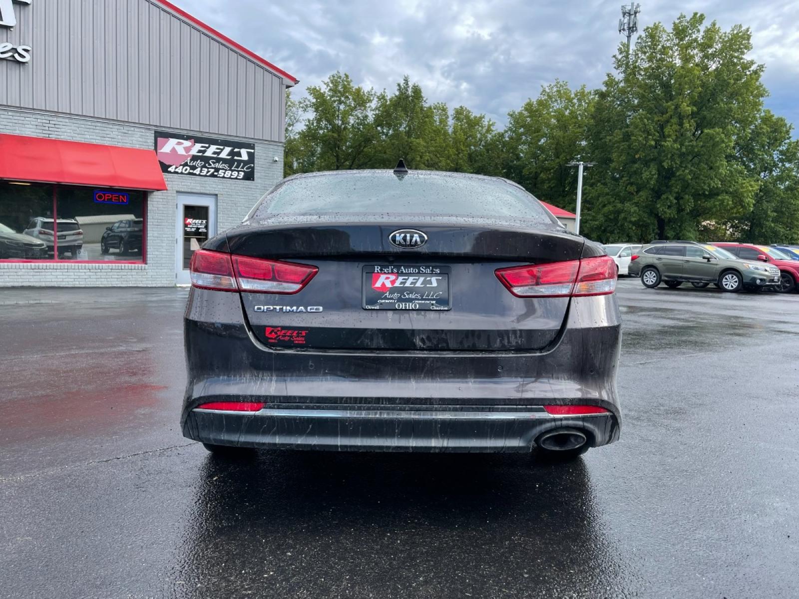 2018 Brown /Black Kia Optima LX (KNAGT4L3XJ5) with an 2.4L I4 DOHC 16V engine, 6-Speed Automatic transmission, located at 11115 Chardon Rd. , Chardon, OH, 44024, (440) 214-9705, 41.580246, -81.241943 - 2018 Kia Optima ---- 29MPG Combined ---- Clean Inside and Out ---- Local Trade In ---- Fully Serviced and Recently Detailed ---- Reel's Auto Sales is located in both Chardon and Orwell Ohio. Financing available and trades welcome. Please call or text to confirm location, set an appointment or discus - Photo #13