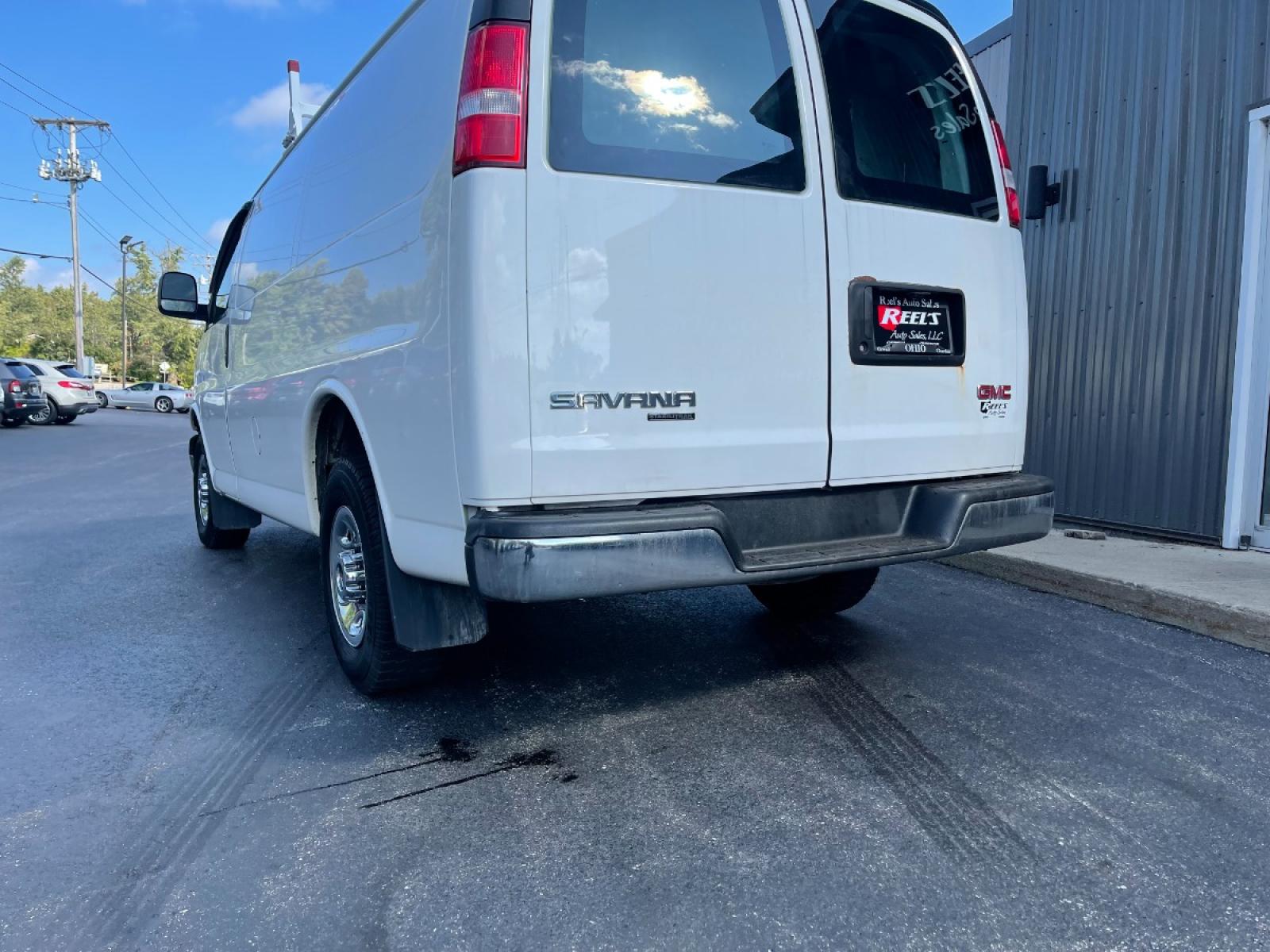 2016 White /Gray GMC Savana G2500 (1GTW7AFF2G1) with an 4.8L V8 DOHC 32V engine, 6-Speed Automatic transmission, located at 547 E. Main St., Orwell, OH, 44076, (440) 437-5893, 41.535435, -80.847855 - 2016 GMC Savana ---- One Owner Carfax ---- 4.8L Vortec V8 ---- Power Windows and Locks ---- Built in Storage ---- Fully Serviced and Recently Detailed ---- Reel's Auto Sales is located in both Chardon and Orwell Ohio. Financing available and trades welcome. Please call or text to confirm location, s - Photo #15