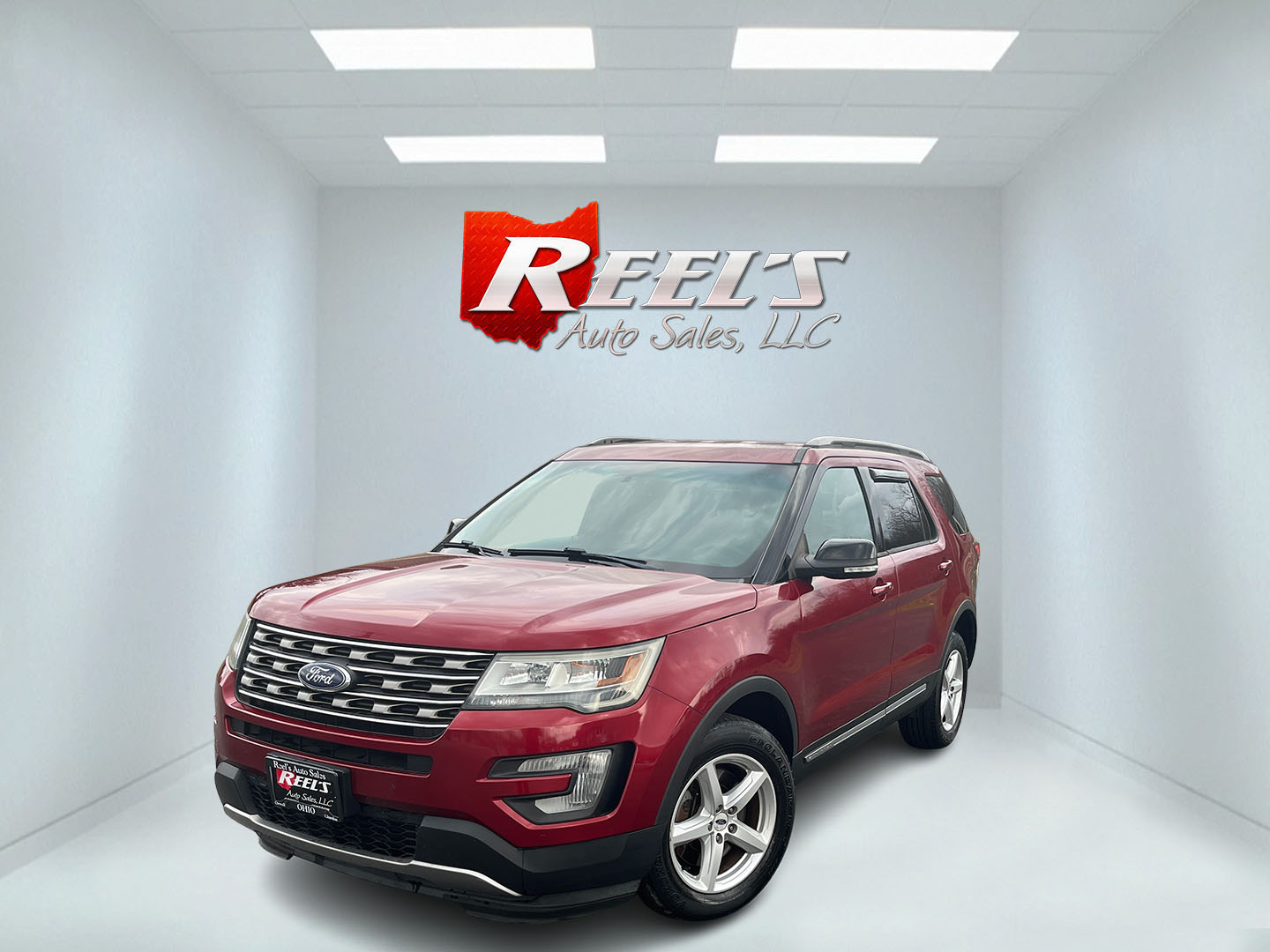 photo of 2016 Ford Explorer XLT 4WD