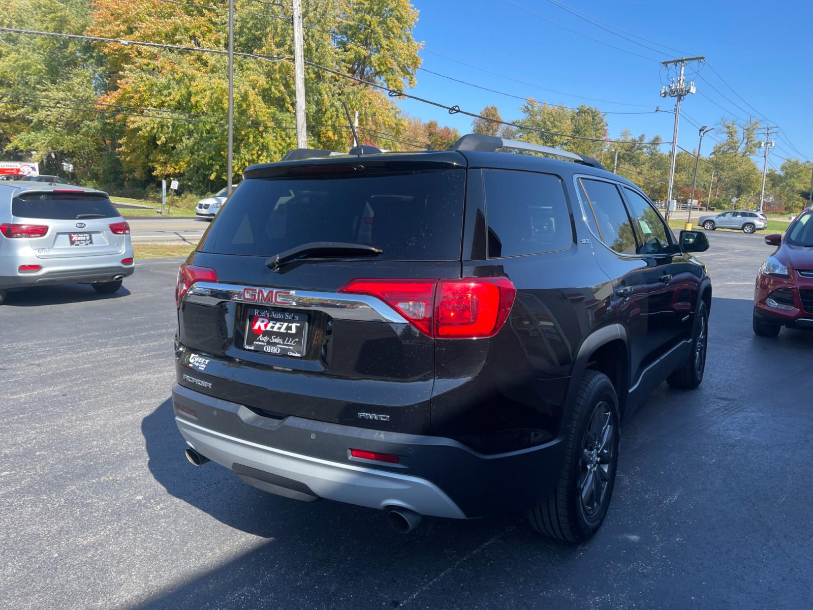 2018 Black /Black GMC Acadia SLT-1 AWD (1GKKNULS5JZ) with an 3.6L V6 DOHC 24V engine, 6A transmission, located at 11115 Chardon Rd. , Chardon, OH, 44024, (440) 214-9705, 41.580246, -81.241943 - 2018 GMC Acadia ---- One Owner Carfax ---- Heated Leather Seats ---- Second Row Captains Chairs ---- All Wheel Drive ---- Fully Serviced and Recently Detailed ---- Reel's Auto Sales is located in both Chardon and Orwell Ohio. Financing available and trades welcome. Please call or text to confirm loc - Photo #9