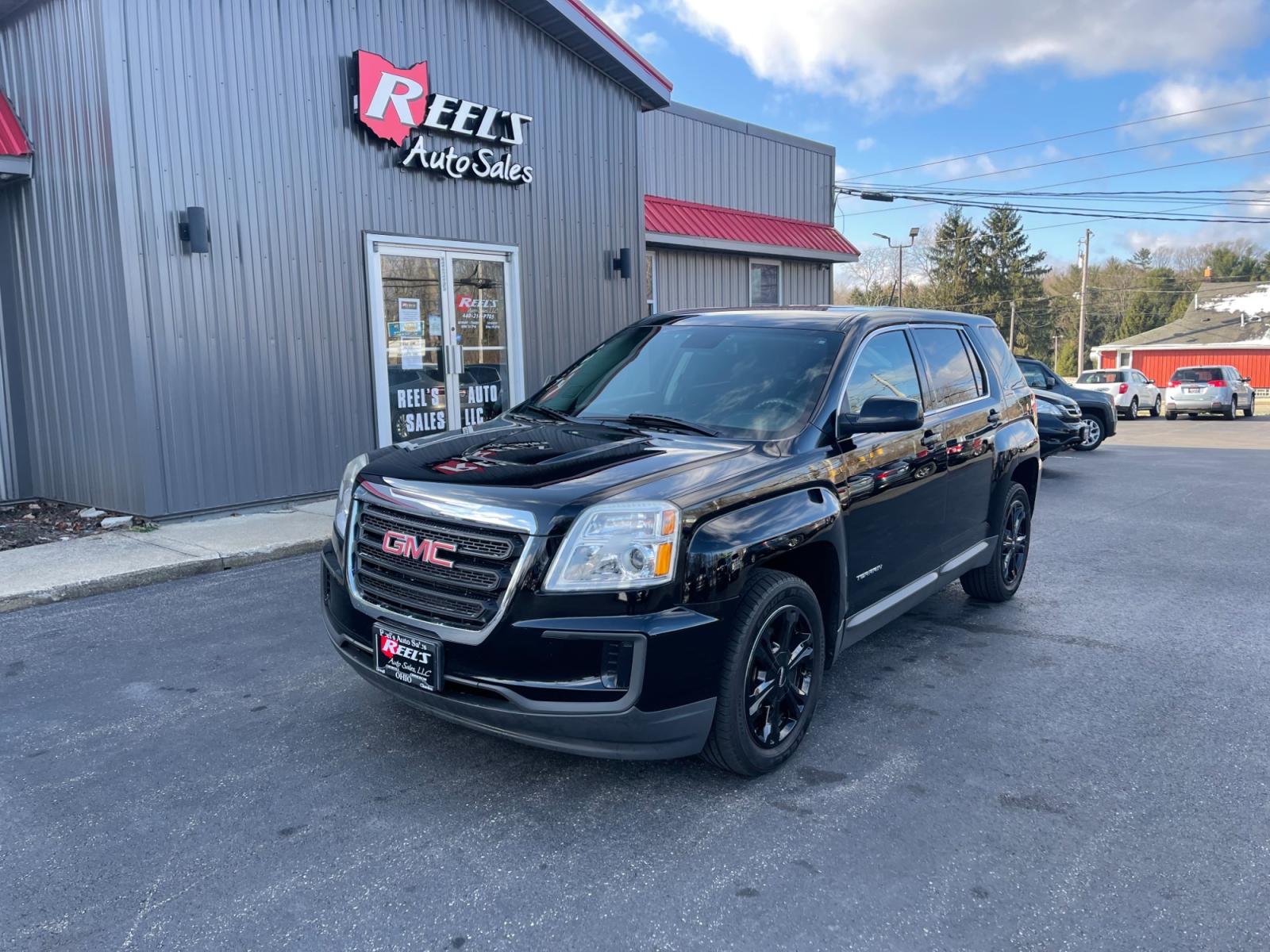 2017 Black /Black GMC Terrain SLE1 FWD (2GKALMEK5H6) with an 2.4L I4 DOHC 16V engine, 6A transmission, located at 547 E. Main St., Orwell, OH, 44076, (440) 437-5893, 41.535435, -80.847855 - 2017 GMC Terrain SLE-1 ---- 73K Miles ---- 23MPG Combined ---- Fully Serviced and Recently Detailed ---- Reel's Auto Sales is located in both Chardon and Orwell Ohio. Financing available and trades welcome. Please call or text to confirm location, set an appointment or discuss financing or trades. - Photo #0