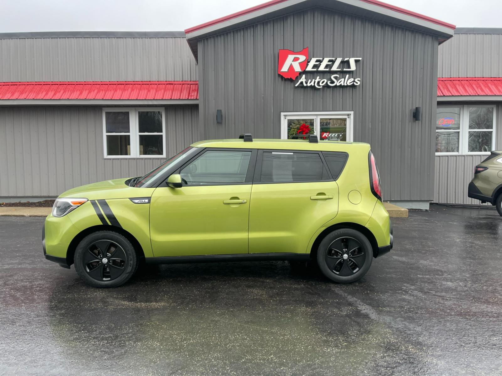 2016 Green /Black Kia Soul Base (KNDJN2A22G7) with an 1.6L I4 DOHC 16V engine, 6 Speed Manual transmission, located at 11115 Chardon Rd. , Chardon, OH, 44024, (440) 214-9705, 41.580246, -81.241943 - 2016 Kia Soul ---- 6 Speed Manual ---- 93K Miles ---- 26 MPG Combined ---- Fully Serviced and Recently Detailed ---- Reel's Auto Sales is located in both Chardon and Orwell Ohio. Financing available and trades welcome. Please call or text to confirm location, set an appointment or discuss financing - Photo #12