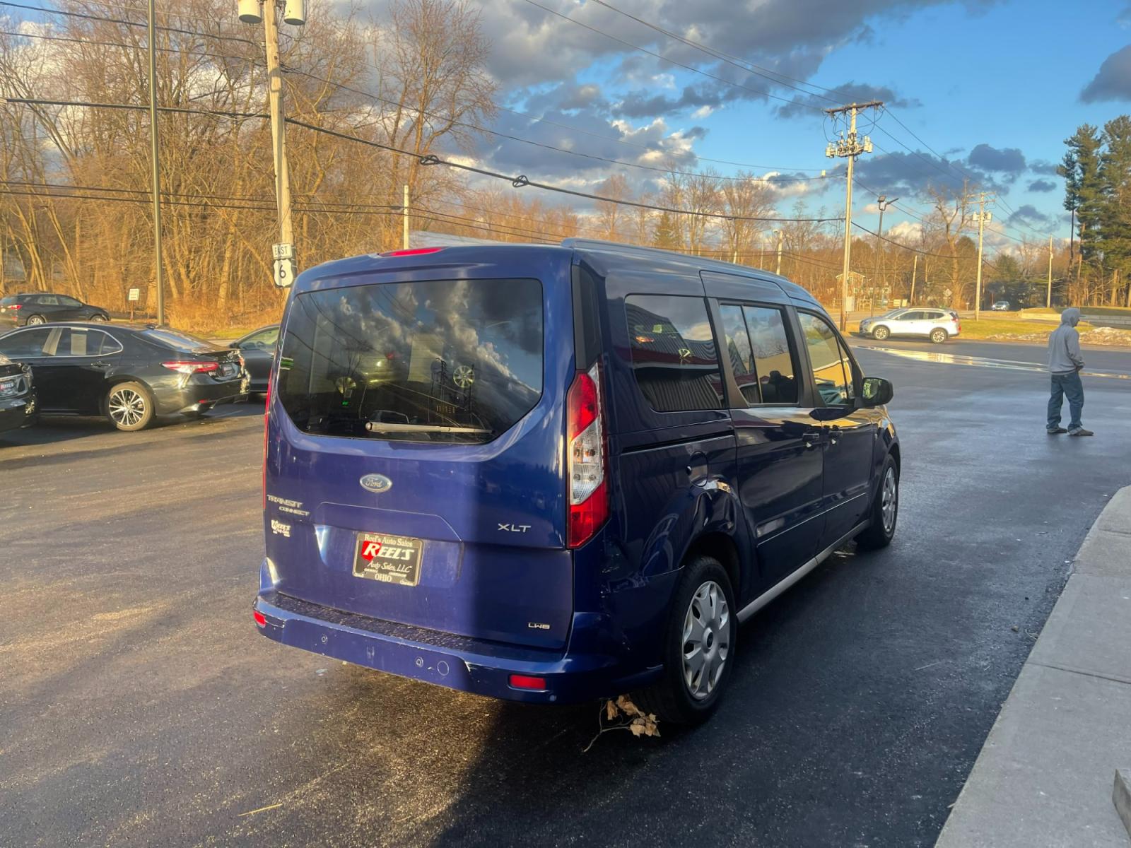 2017 Blue /Black Ford Transit Connect Wagon XLT w/Rear Liftgate LWB (NM0GE9F78H1) with an 2.5L I4 DOHC 16V engine, 6A transmission, located at 547 E. Main St., Orwell, OH, 44076, (440) 437-5893, 41.535435, -80.847855 - Photo #7