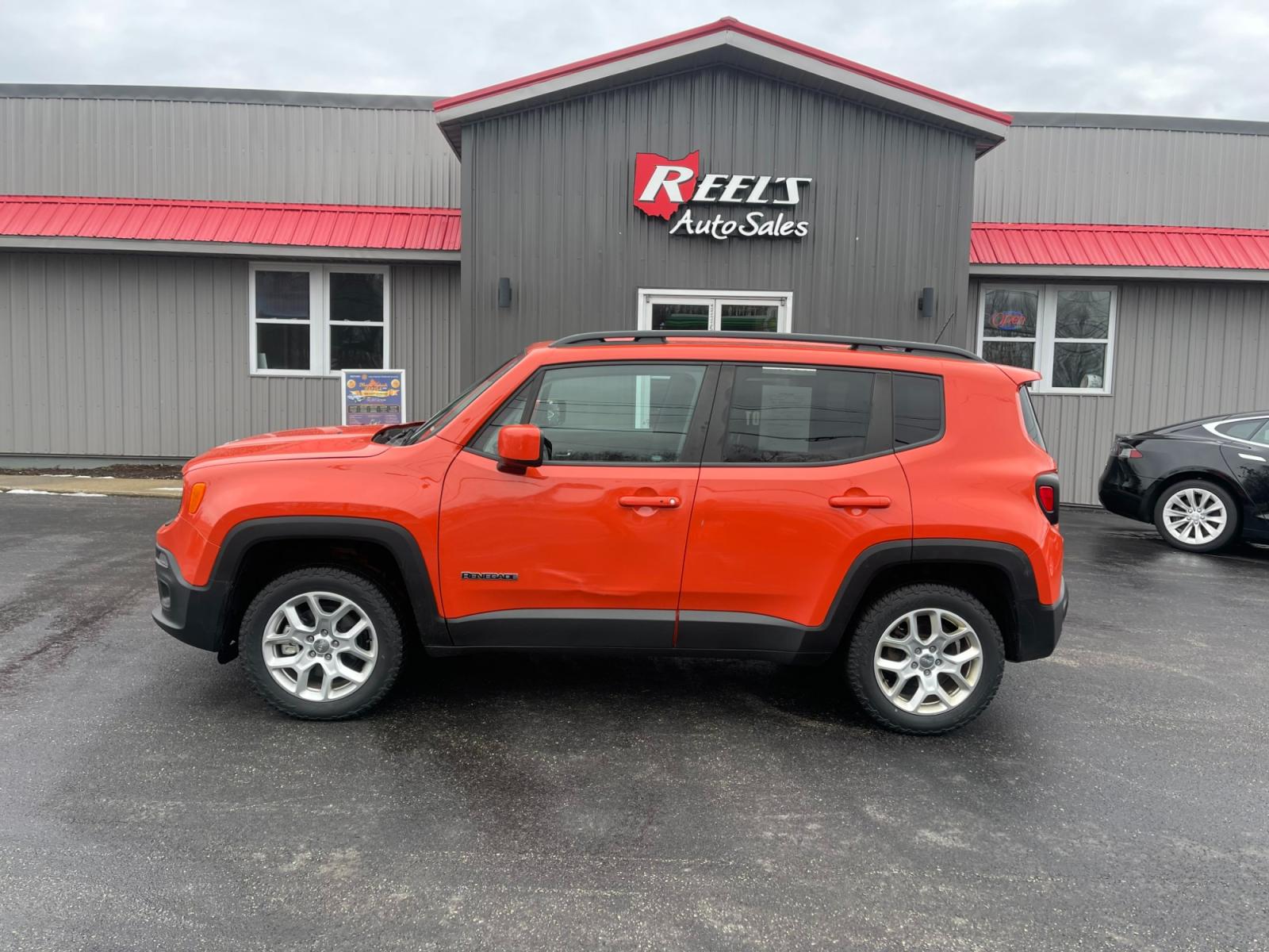2017 Orange /Black Jeep Renegade Latitude 4WD (ZACCJBBB6HP) with an 2.4L I4 DOHC 16V engine, 9A transmission, located at 11115 Chardon Rd. , Chardon, OH, 44024, (440) 214-9705, 41.580246, -81.241943 - 2017 Jeep Renegade Latitude 4WD ---- Only 76K Miles ---- Push Button Start ---- 24 MPG Combined ---- Classic Jeep Looks With Great Fuel Economy ---- Fully Serviced and Recently Detailed ---- Reel's Auto Sales is located in both Chardon and Orwell Ohio. Financing available and trades welcome. Please - Photo #12