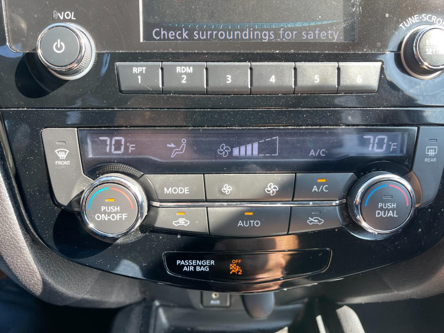 2014 Black /Black Nissan Rogue SV AWD (5N1AT2MV7EC) with an 2.5L I4 DOHC 16V engine, Automatic transmission, located at 11115 Chardon Rd. , Chardon, OH, 44024, (440) 214-9705, 41.580246, -81.241943 - Photo#26