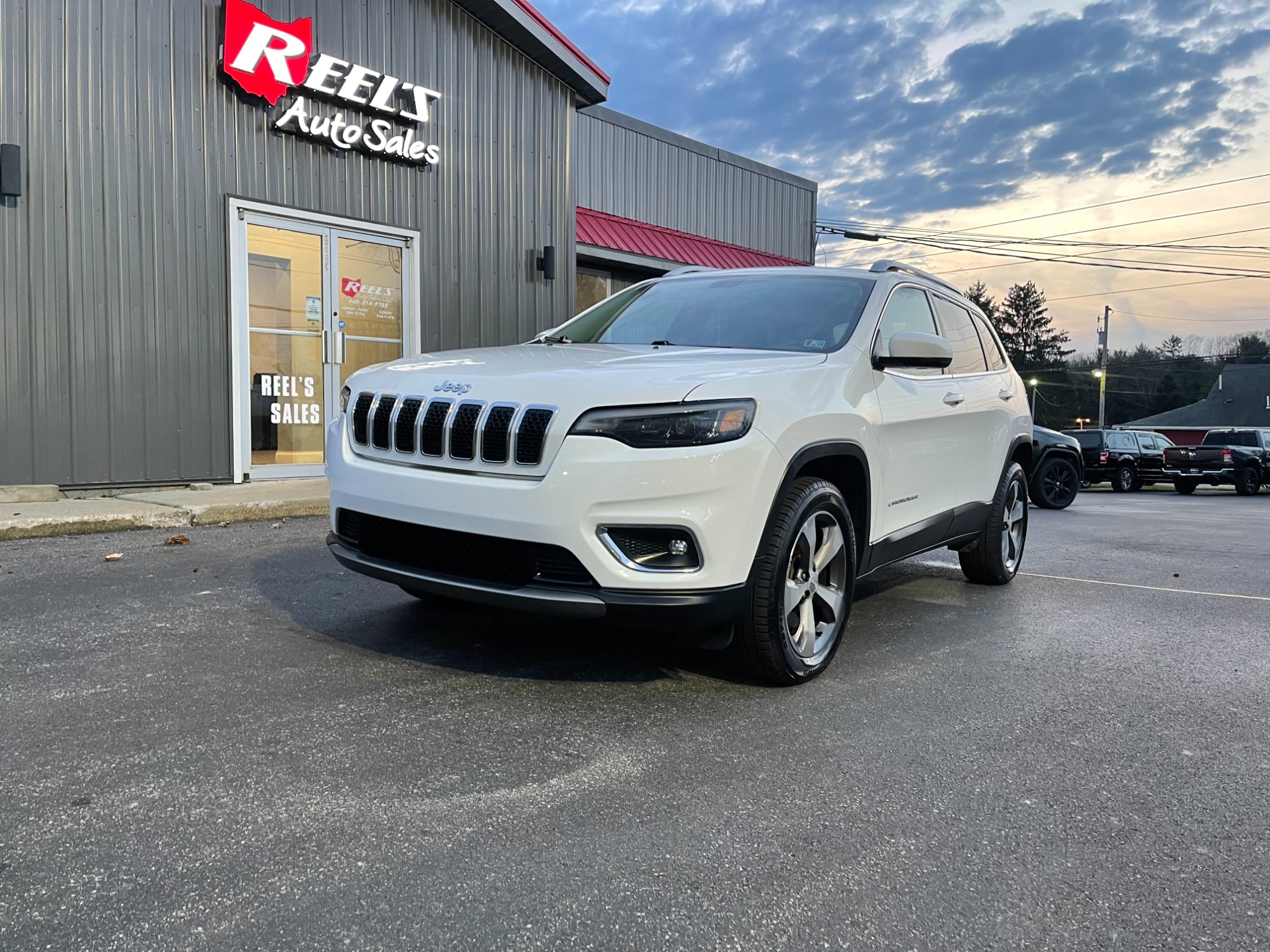 photo of 2019 Jeep Cherokee Limited 4WD