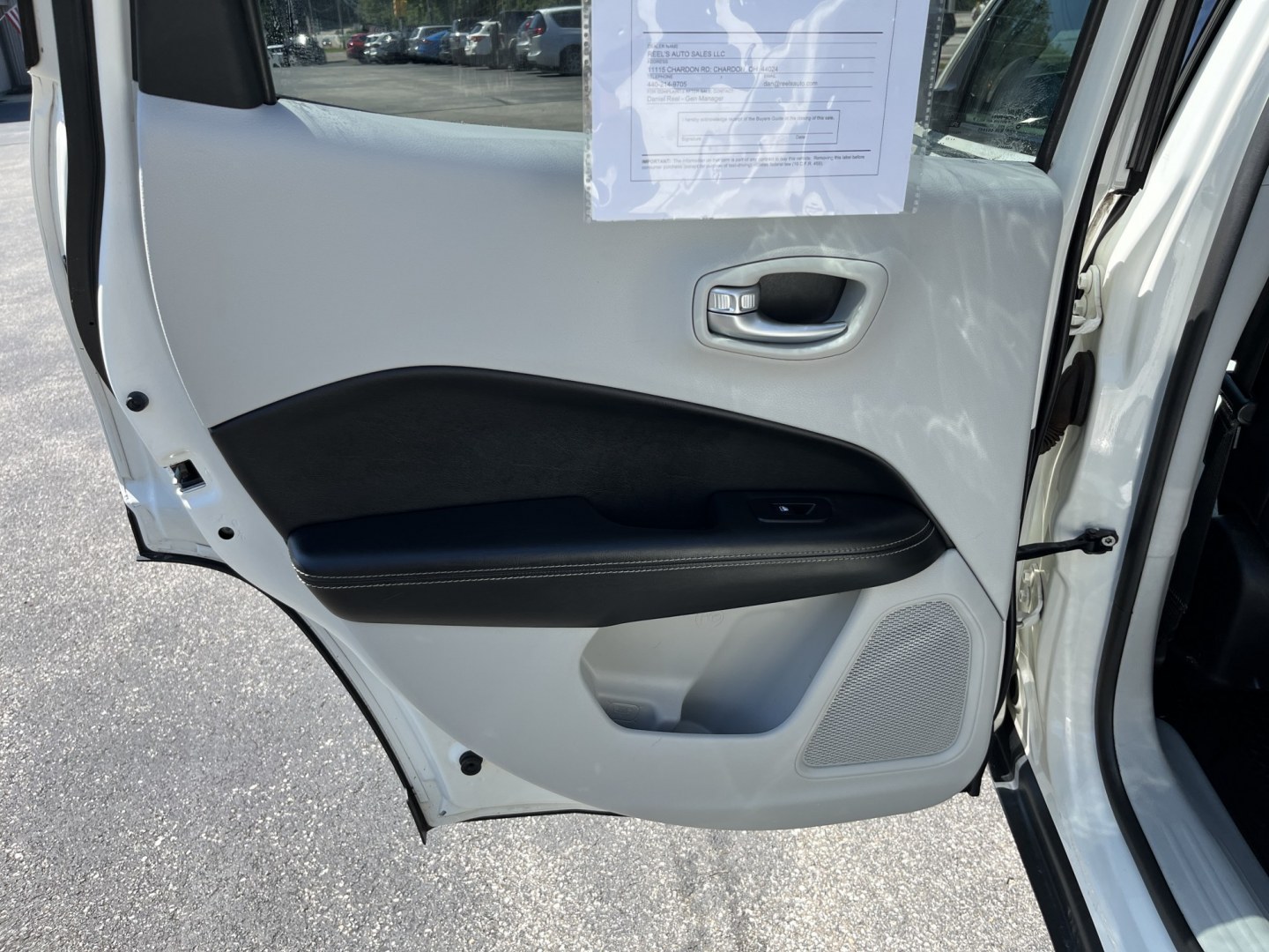 2018 White /White Jeep Compass Latitude 4WD (3C4NJDBB3JT) with an 2.4L I4 DOHC 16V engine, Automatic transmission, located at 11115 Chardon Rd. , Chardon, OH, 44024, (440) 214-9705, 41.580246, -81.241943- Photo#28