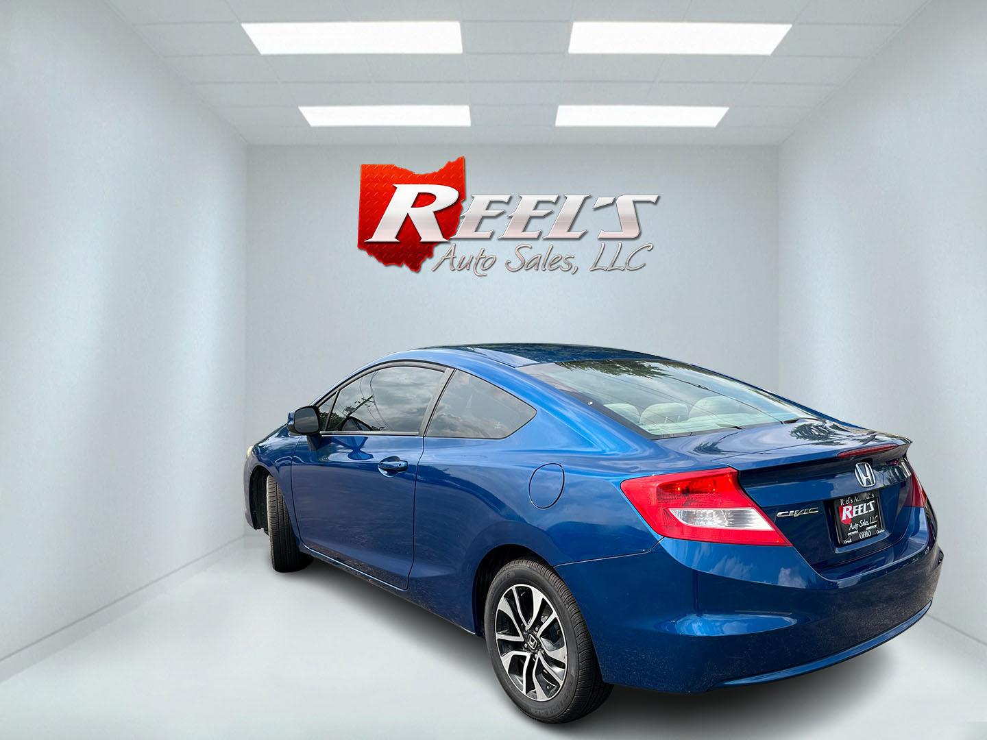 2013 Blue /Gray Honda Civic EX Coupe 5-Speed AT (2HGFG3B87DH) with an 1.8L I4 SOHC 16V engine, Automatic transmission, located at 11115 Chardon Rd. , Chardon, OH, 44024, (440) 214-9705, 41.580246, -81.241943- Photo#9