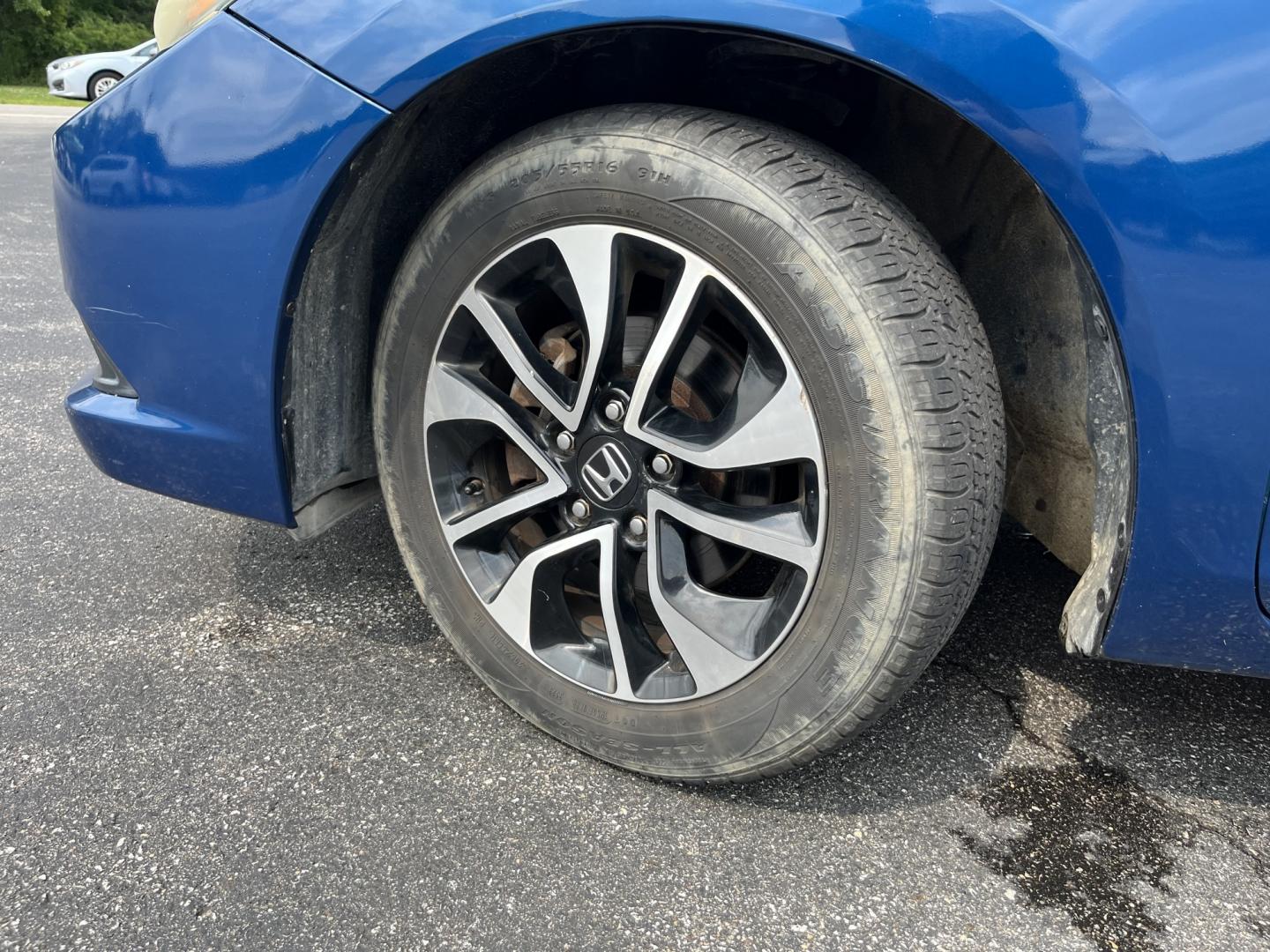 2013 Blue /Gray Honda Civic EX Coupe 5-Speed AT (2HGFG3B87DH) with an 1.8L I4 SOHC 16V engine, Automatic transmission, located at 11115 Chardon Rd. , Chardon, OH, 44024, (440) 214-9705, 41.580246, -81.241943- Photo#12