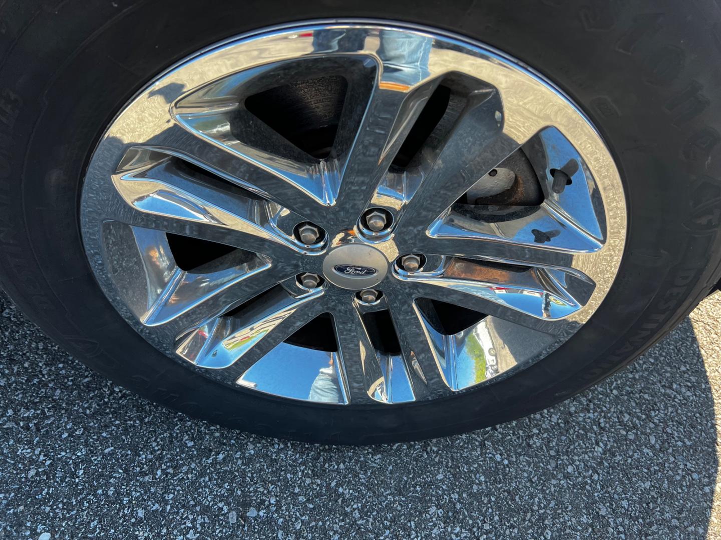 2014 Black /Black Ford Explorer XLT 4WD (1FM5K8D88EG) with an 3.5L V6 DOHC 24V engine, 6-Speed Automatic transmission, located at 547 E. Main St., Orwell, OH, 44076, (440) 437-5893, 41.535435, -80.847855 - Photo#10