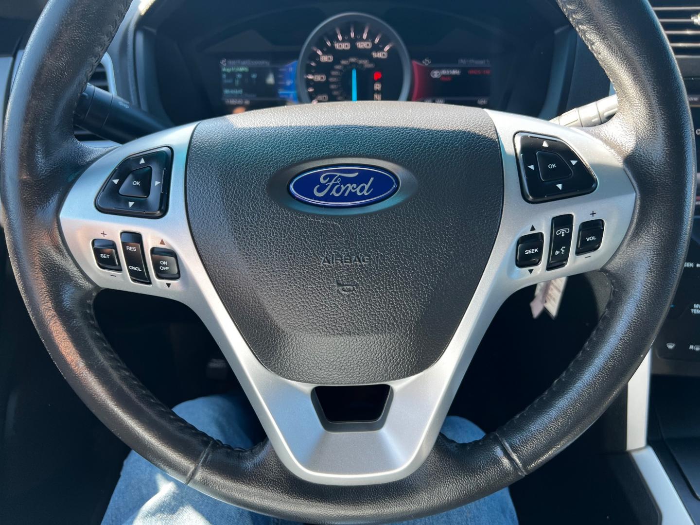 2014 Black /Black Ford Explorer XLT 4WD (1FM5K8D88EG) with an 3.5L V6 DOHC 24V engine, 6-Speed Automatic transmission, located at 547 E. Main St., Orwell, OH, 44076, (440) 437-5893, 41.535435, -80.847855 - Photo#21