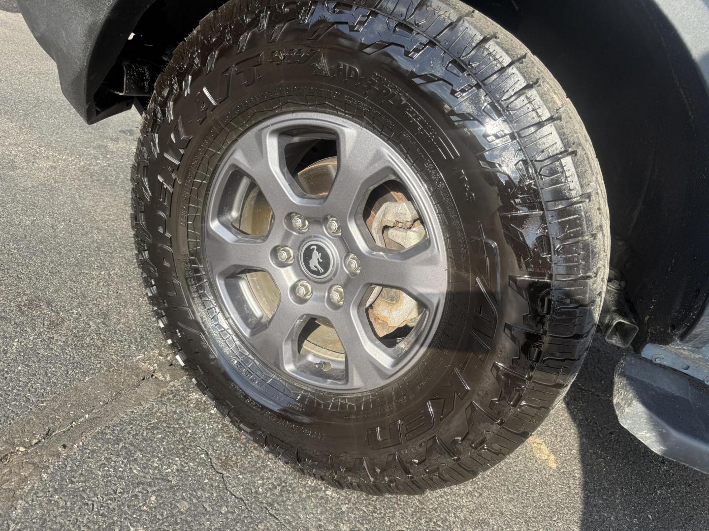 2023 Blue /Tan Ford Bronco Big Bend 4-Door (1FMEE5BP3PL) with an 2.7L V6 DOHC 24V TWIN TURBO engine, Automatic transmission, located at 547 E. Main St., Orwell, OH, 44076, (440) 437-5893, 41.535435, -80.847855 - 2023 Ford Bronco Big Bend – Adventure-Ready with 2.7L Twin-Turbo Power and Fresh Off-Road Tires! This 2023 Ford Bronco Big Bend is a clean, capable 4-door ready to take on trails, sand, snow, or daily drives! Powered by the strong 2.7L Twin-Turbo EcoBoost V6 engine paired with a smooth 10-speed a - Photo#36