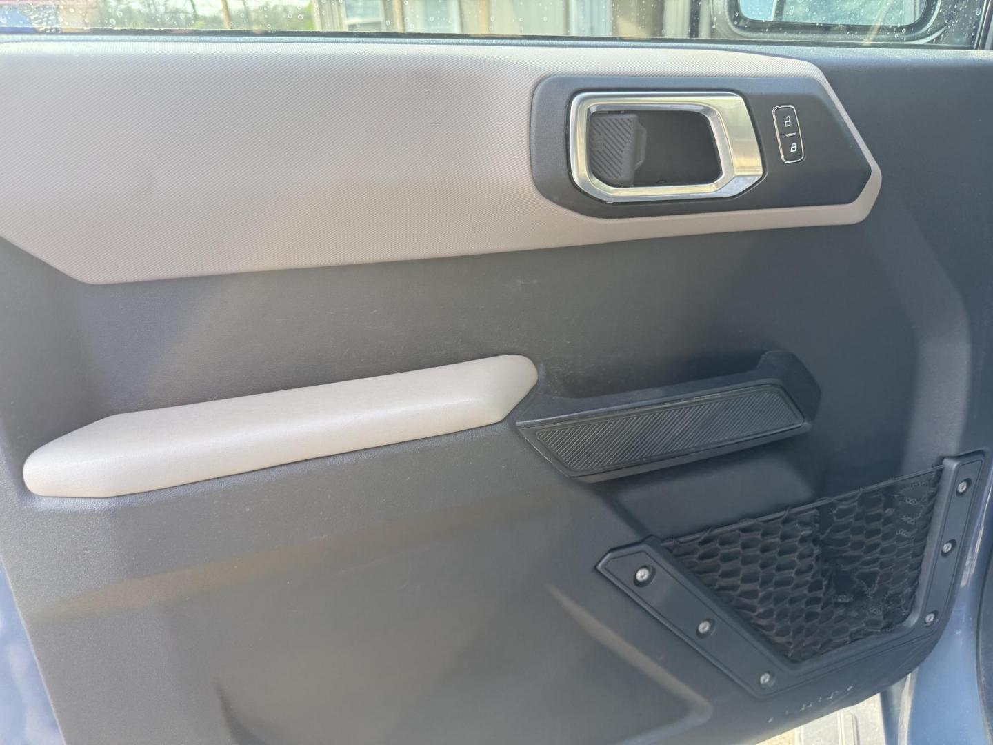 2023 Blue /Tan Ford Bronco Big Bend 4-Door (1FMEE5BP3PL) with an 2.7L V6 DOHC 24V TWIN TURBO engine, Automatic transmission, located at 547 E. Main St., Orwell, OH, 44076, (440) 437-5893, 41.535435, -80.847855 - 2023 Ford Bronco Big Bend – Adventure-Ready with 2.7L Twin-Turbo Power and Fresh Off-Road Tires! This 2023 Ford Bronco Big Bend is a clean, capable 4-door ready to take on trails, sand, snow, or daily drives! Powered by the strong 2.7L Twin-Turbo EcoBoost V6 engine paired with a smooth 10-speed a - Photo#9