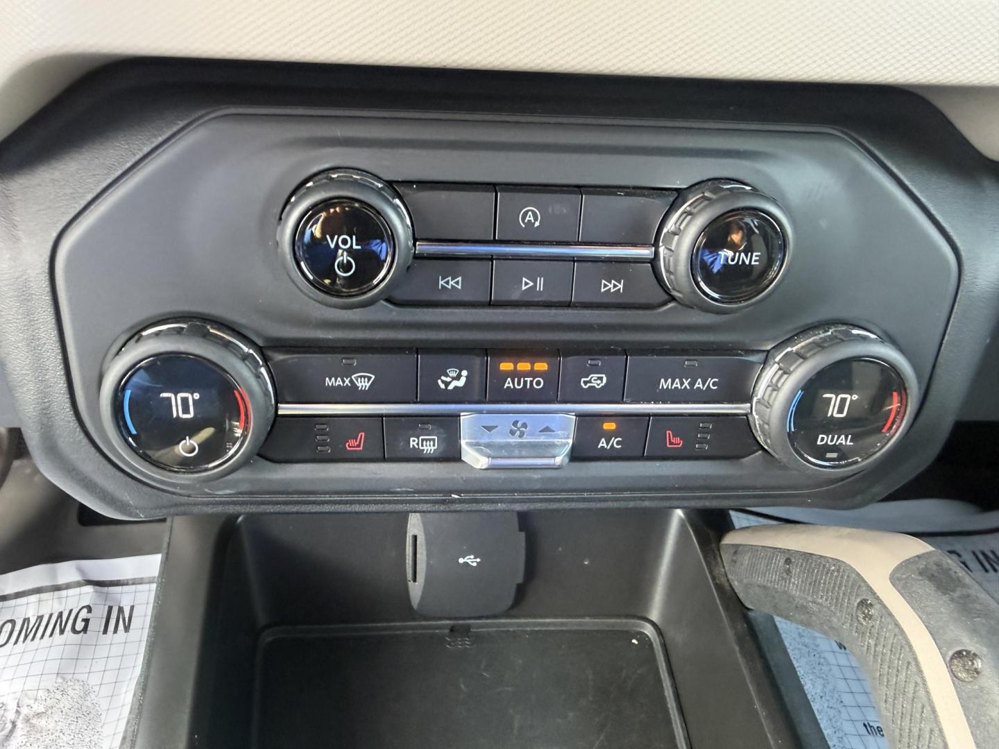 2023 Blue /Tan Ford Bronco Big Bend 4-Door (1FMEE5BP3PL) with an 2.7L V6 DOHC 24V TWIN TURBO engine, Automatic transmission, located at 547 E. Main St., Orwell, OH, 44076, (440) 437-5893, 41.535435, -80.847855 - 2023 Ford Bronco Big Bend – Adventure-Ready with 2.7L Twin-Turbo Power and Fresh Off-Road Tires! This 2023 Ford Bronco Big Bend is a clean, capable 4-door ready to take on trails, sand, snow, or daily drives! Powered by the strong 2.7L Twin-Turbo EcoBoost V6 engine paired with a smooth 10-speed a - Photo#18