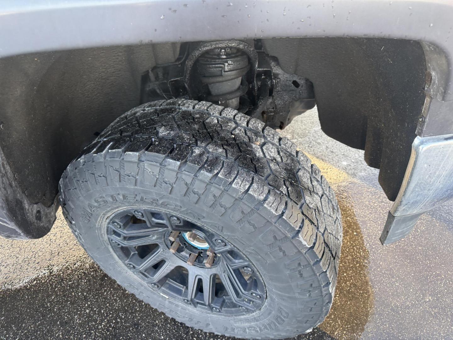 2014 Gray /Black Chevrolet Silverado 1500 LT Crew Cab 4WD (3GCUKREC7EG) with an 5.3L V8 OHV 16V engine, Automatic transmission, located at 547 E. Main St., Orwell, OH, 44076, (440) 437-5893, 41.535435, -80.847855 - 2014 Chevrolet Silverado 1500 LT Crew Cab 4WD – Full-Size Muscle, Serious Towing Power, and Ready for the Whole Crew! This tough 2014 Chevrolet Silverado 1500 LT Crew Cab 4WD is built to dominate work sites, trails, and highways! The proven 5.3L EcoTec3 V8 engine roars through a smooth 6-speed au - Photo#3