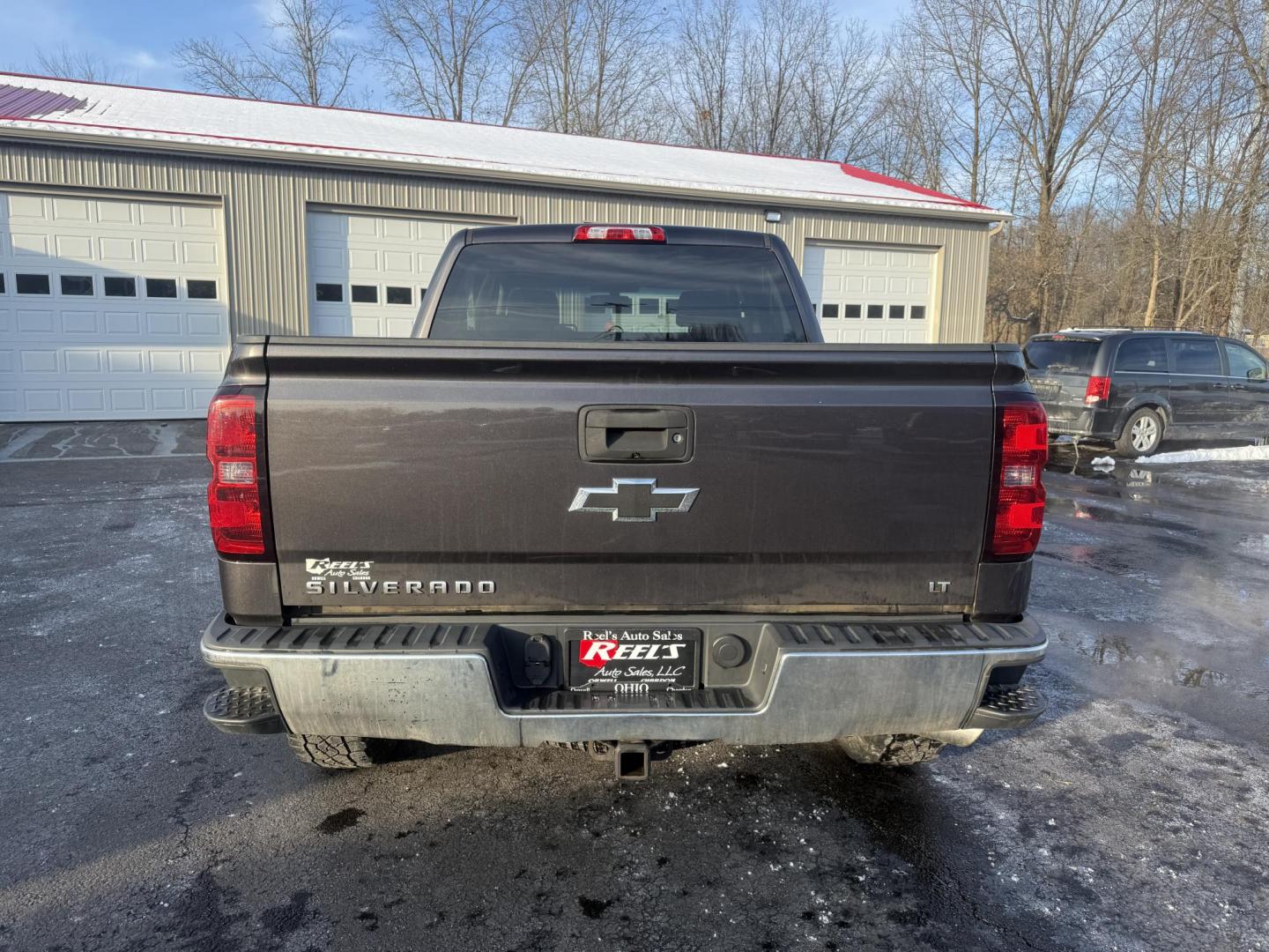 2014 Gray /Black Chevrolet Silverado 1500 LT Crew Cab 4WD (3GCUKREC7EG) with an 5.3L V8 OHV 16V engine, Automatic transmission, located at 547 E. Main St., Orwell, OH, 44076, (440) 437-5893, 41.535435, -80.847855 - 2014 Chevrolet Silverado 1500 LT Crew Cab 4WD – Full-Size Muscle, Serious Towing Power, and Ready for the Whole Crew! This tough 2014 Chevrolet Silverado 1500 LT Crew Cab 4WD is built to dominate work sites, trails, and highways! The proven 5.3L EcoTec3 V8 engine roars through a smooth 6-speed au - Photo#22