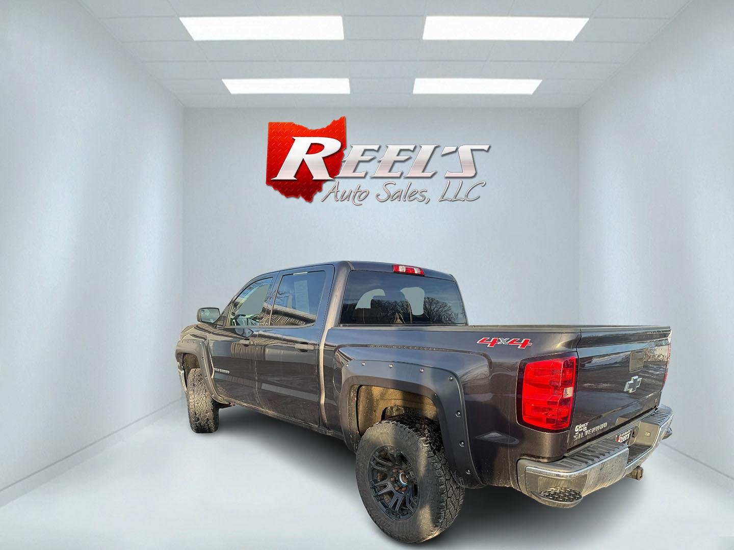 2014 Gray /Black Chevrolet Silverado 1500 LT Crew Cab 4WD (3GCUKREC7EG) with an 5.3L V8 OHV 16V engine, Automatic transmission, located at 547 E. Main St., Orwell, OH, 44076, (440) 437-5893, 41.535435, -80.847855 - 2014 Chevrolet Silverado 1500 LT Crew Cab 4WD – Full-Size Muscle, Serious Towing Power, and Ready for the Whole Crew! This tough 2014 Chevrolet Silverado 1500 LT Crew Cab 4WD is built to dominate work sites, trails, and highways! The proven 5.3L EcoTec3 V8 engine roars through a smooth 6-speed au - Photo#23