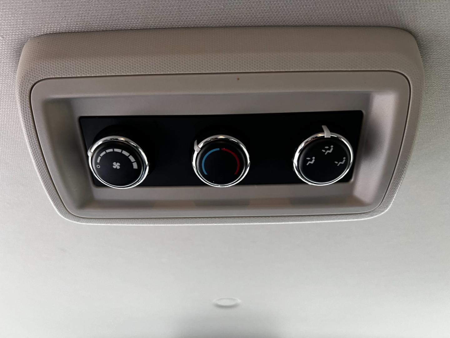 2011 White /Black Dodge Grand Caravan Mainstreet (2D4RN3DG9BR) with an 3.6L V6 DOHC 24V FFV engine, 6-Speed Automatic transmission, located at 547 E. Main St., Orwell, OH, 44076, (440) 437-5893, 41.535435, -80.847855 - Photo#29
