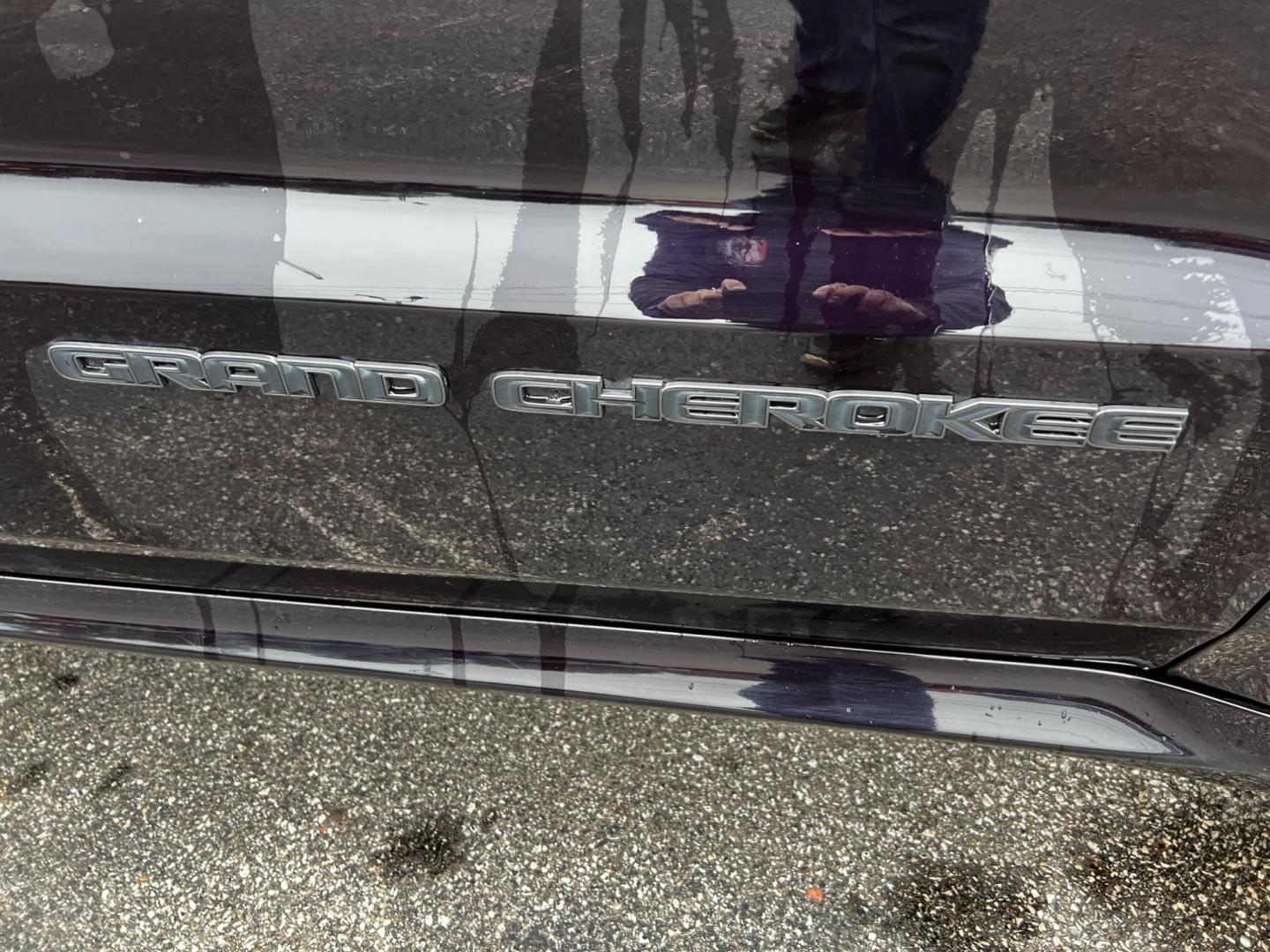 2019 Purple /Black Jeep Grand Cherokee High Altitude 4WD (1C4RJFCG6KC) with an 3.6L V6 DOHC 24V engine, 8A transmission, located at 11115 Chardon Rd. , Chardon, OH, 44024, (440) 214-9705, 41.580246, -81.241943 - Photo#11