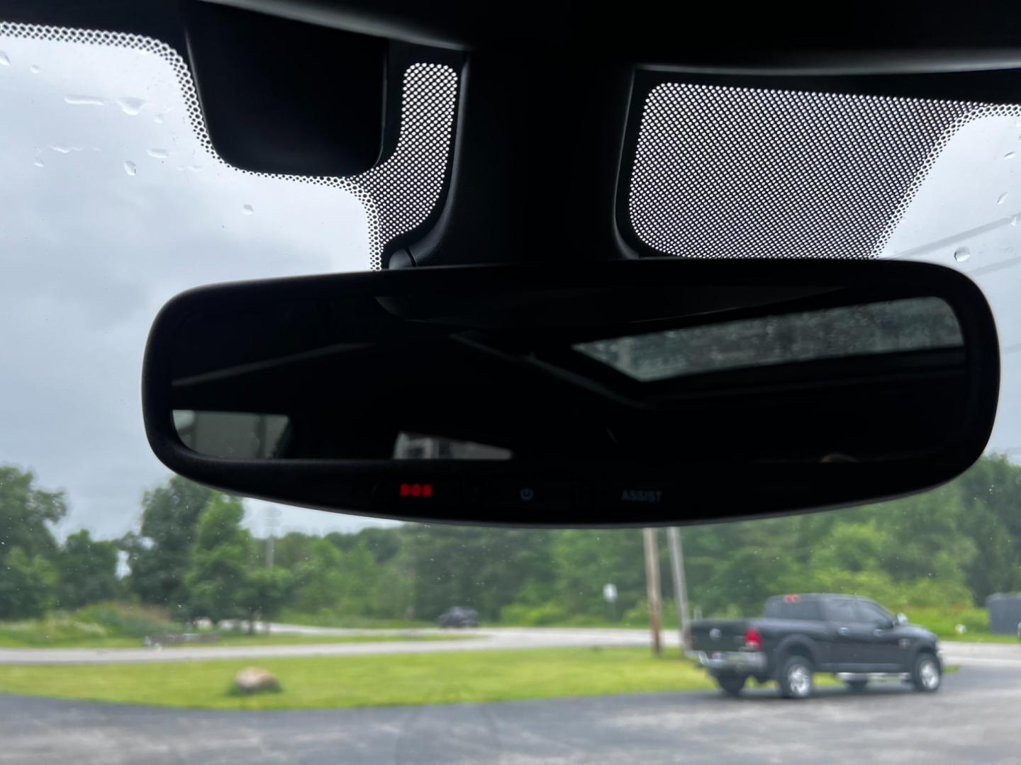 2019 Purple /Black Jeep Grand Cherokee High Altitude 4WD (1C4RJFCG6KC) with an 3.6L V6 DOHC 24V engine, 8A transmission, located at 11115 Chardon Rd. , Chardon, OH, 44024, (440) 214-9705, 41.580246, -81.241943 - Photo#37