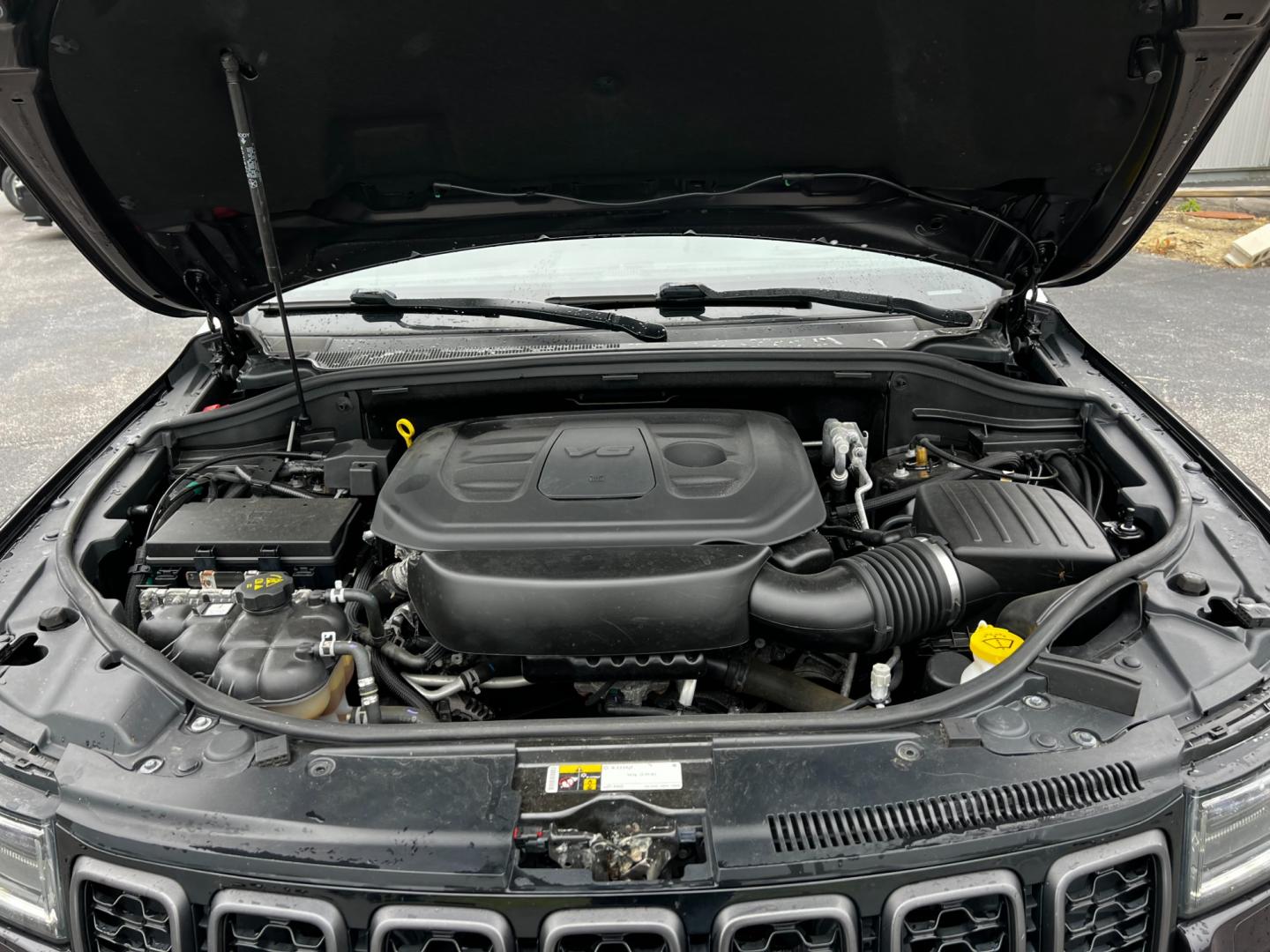 2019 Purple /Black Jeep Grand Cherokee High Altitude 4WD (1C4RJFCG6KC) with an 3.6L V6 DOHC 24V engine, 8A transmission, located at 11115 Chardon Rd. , Chardon, OH, 44024, (440) 214-9705, 41.580246, -81.241943 - Photo#16