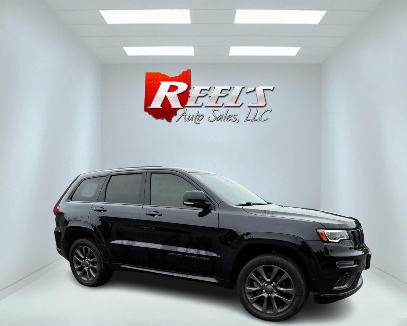2019 Purple /Black Jeep Grand Cherokee High Altitude 4WD (1C4RJFCG6KC) with an 3.6L V6 DOHC 24V engine, 8A transmission, located at 11115 Chardon Rd. , Chardon, OH, 44024, (440) 214-9705, 41.580246, -81.241943 - Photo#3