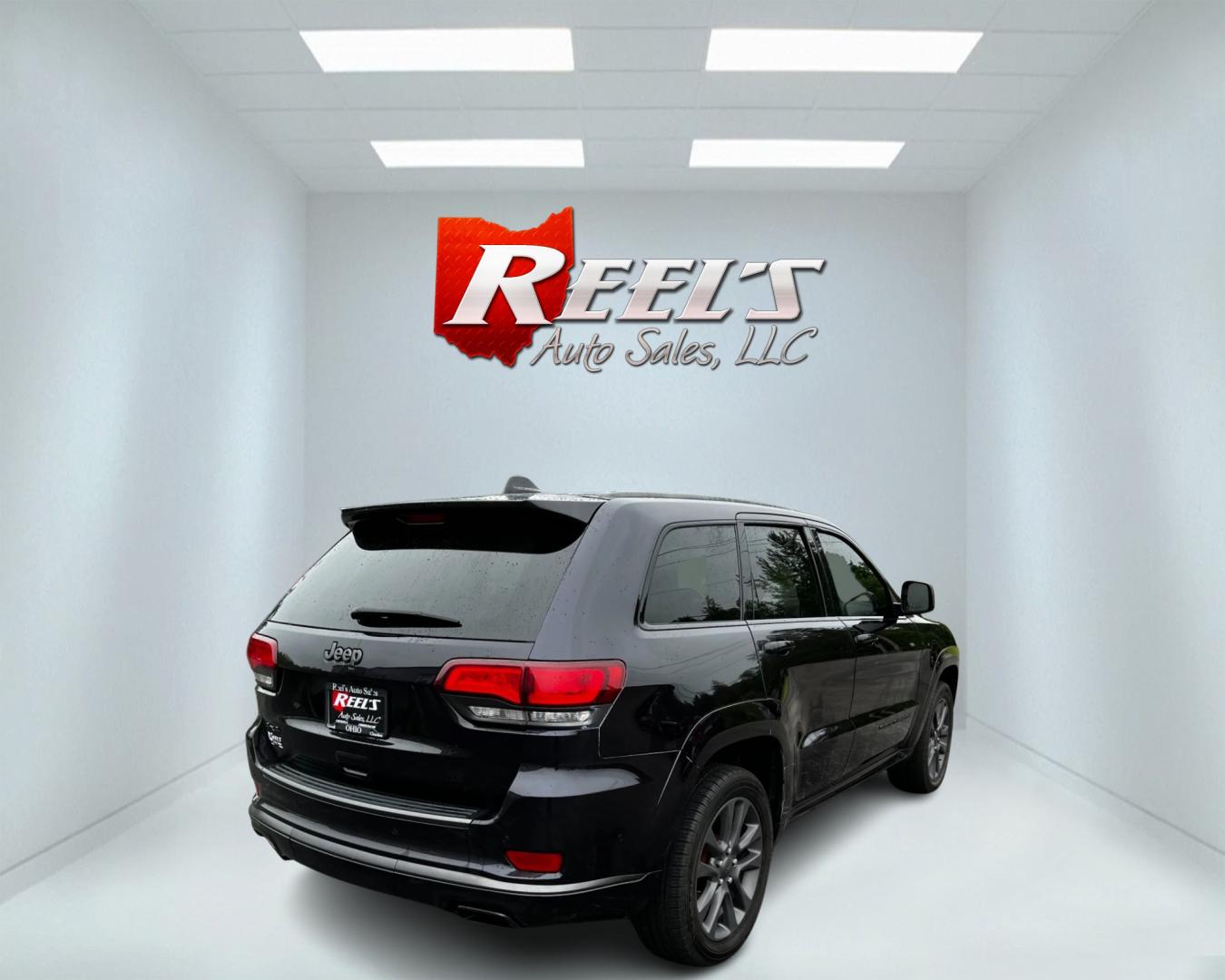 2019 Purple /Black Jeep Grand Cherokee High Altitude 4WD (1C4RJFCG6KC) with an 3.6L V6 DOHC 24V engine, 8A transmission, located at 11115 Chardon Rd. , Chardon, OH, 44024, (440) 214-9705, 41.580246, -81.241943 - Photo#5