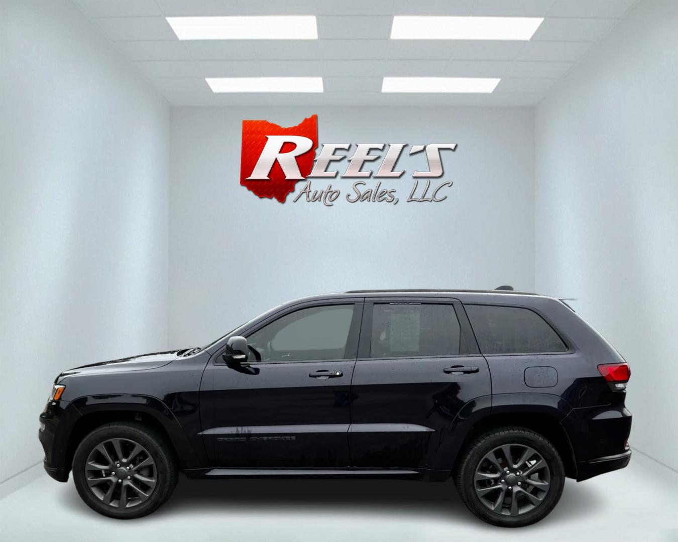 2019 Purple /Black Jeep Grand Cherokee High Altitude 4WD (1C4RJFCG6KC) with an 3.6L V6 DOHC 24V engine, 8A transmission, located at 11115 Chardon Rd. , Chardon, OH, 44024, (440) 214-9705, 41.580246, -81.241943 - Photo#9