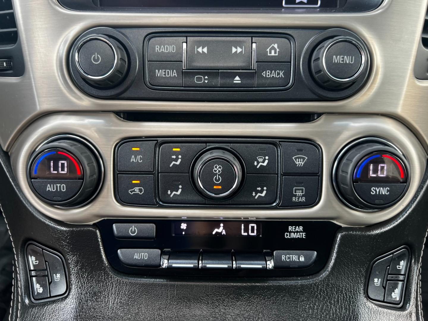 2018 Black /Black GMC Yukon XL Denali 4WD (1GKS2HKJ0JR) with an 6.2L V8 OHV 16V engine, 10 Speed Auto transmission, located at 547 E. Main St., Orwell, OH, 44076, (440) 437-5893, 41.535435, -80.847855 - This 2018 GMC Yukon XL Denali 4WD, powered by a robust 6.2 V8 engine with a 10-speed automatic transmission delivering 420 HP, is a powerful and luxurious full-size SUV. With a 7,900-pound towing capacity, it is well-suited for heavy-duty tasks. The HID headlights, LED daytime running lights, and ra - Photo#35