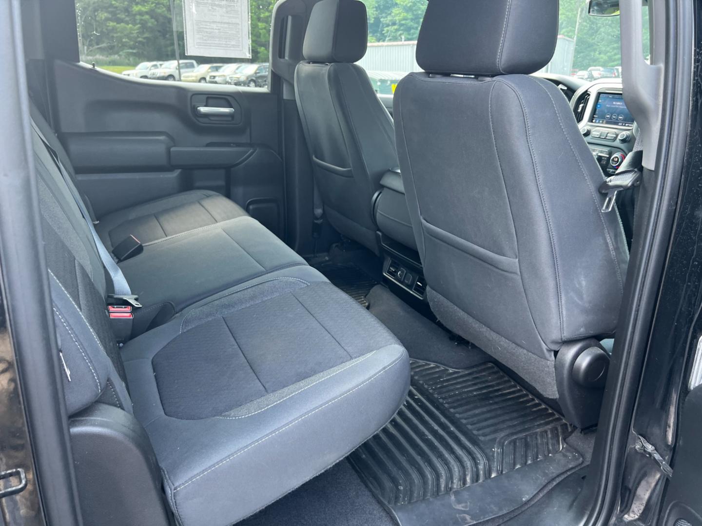 2019 Black /Black Chevrolet Silverado 1500 LT Crew Cab 4WD (1GCUYDEDXKZ) with an 5.3L V8 OHV 16V engine, 8-Speed Automatic transmission, located at 11115 Chardon Rd. , Chardon, OH, 44024, (440) 214-9705, 41.580246, -81.241943 - Photo#38