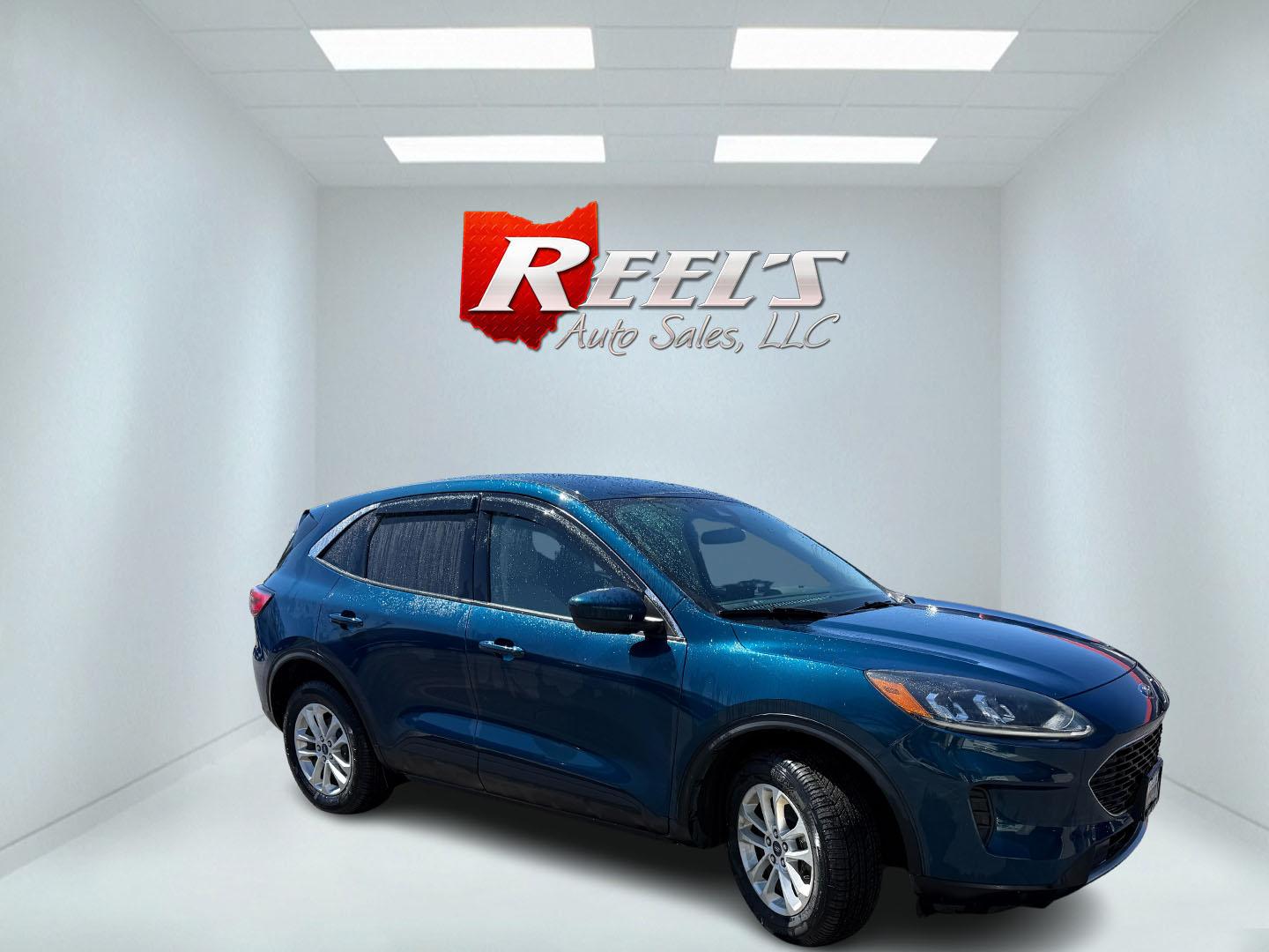 2020 Green /Gray Ford Escape SE AWD (1FMCU9G60LU) with an 1.5L I3 DOHC 12V TURBO engine, Automatic transmission, located at 547 E. Main St., Orwell, OH, 44076, (440) 437-5893, 41.535435, -80.847855 - 2020 Ford Escape SE AWD – Efficient Turbo Crossover with Fresh Service and Loaded Safety Features! This sharp 2020 Ford Escape SE AWD is a great-looking, well-maintained compact SUV that’s ready to go! Powered by a peppy 1.5L I3 Turbocharged EcoBoost engine paired with a smooth 8-speed automati - Photo#3