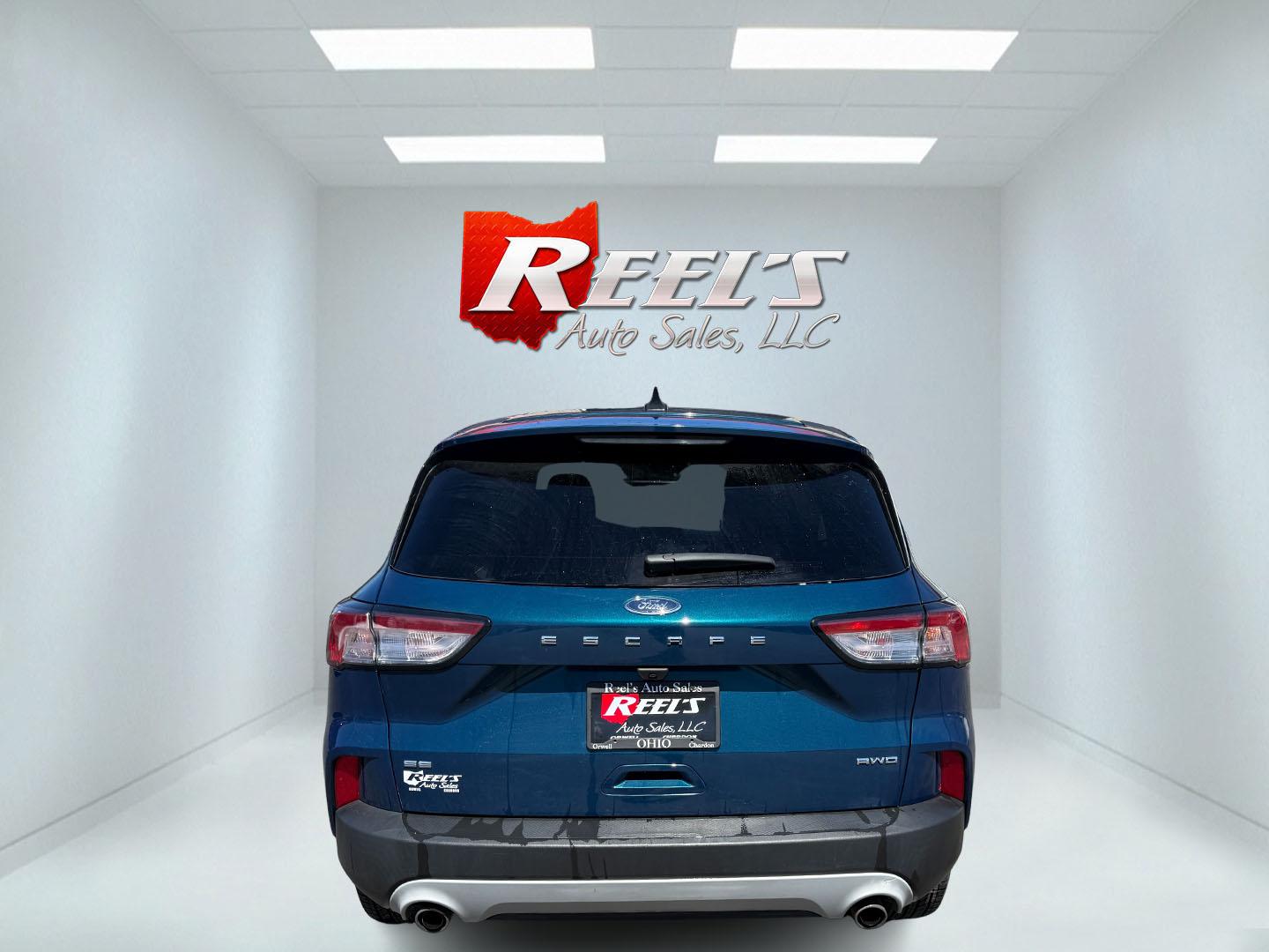 2020 Green /Gray Ford Escape SE AWD (1FMCU9G60LU) with an 1.5L I3 DOHC 12V TURBO engine, Automatic transmission, located at 547 E. Main St., Orwell, OH, 44076, (440) 437-5893, 41.535435, -80.847855 - 2020 Ford Escape SE AWD – Efficient Turbo Crossover with Fresh Service and Loaded Safety Features! This sharp 2020 Ford Escape SE AWD is a great-looking, well-maintained compact SUV that’s ready to go! Powered by a peppy 1.5L I3 Turbocharged EcoBoost engine paired with a smooth 8-speed automati - Photo#27