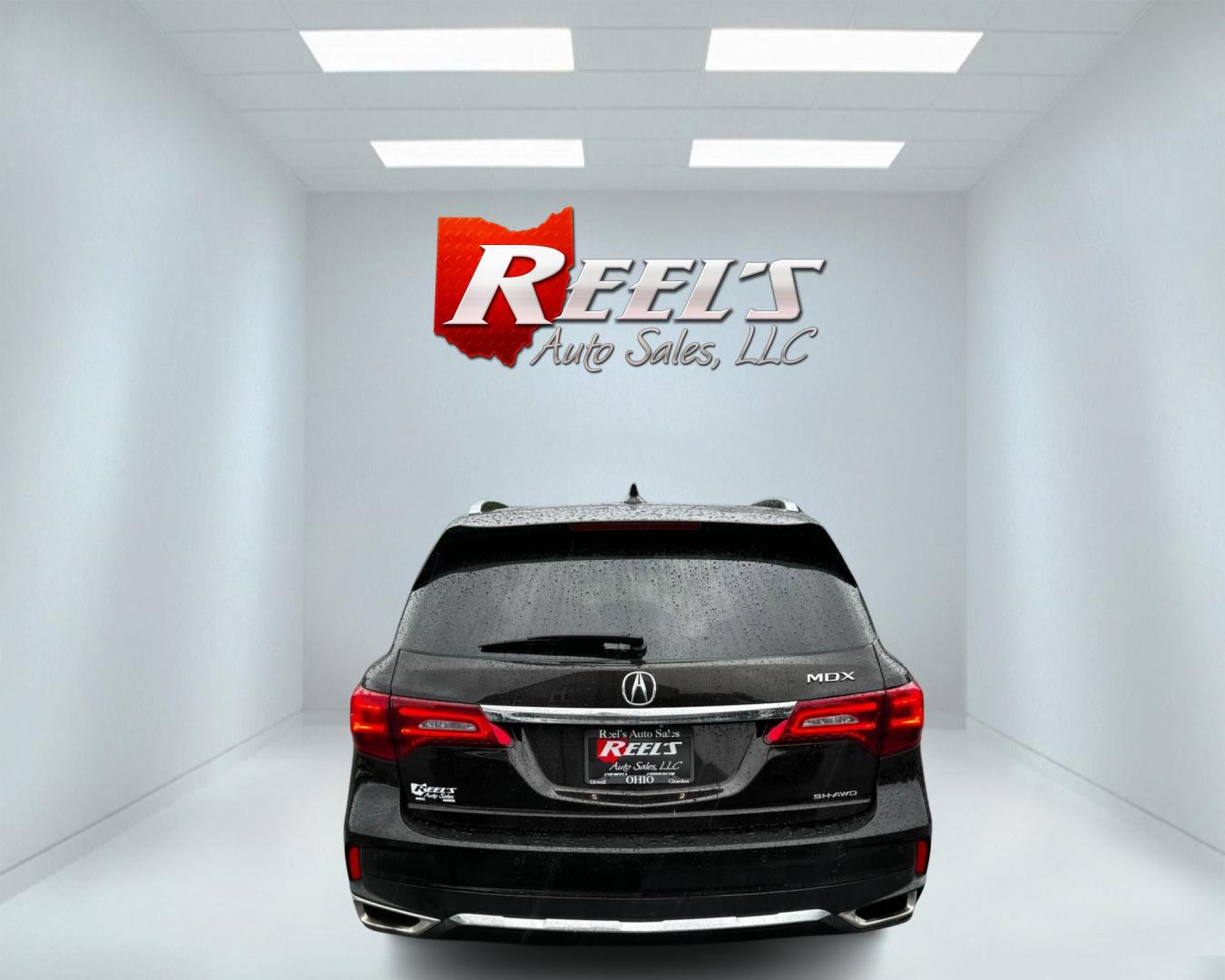 2017 Black /Brown Acura MDX SH-AWD w/Advance and Entertainment (5FRYD4H91HB) with an 3.5L V6 SOHC 24V engine, 9-Speed Automatic transmission, located at 11115 Chardon Rd. , Chardon, OH, 44024, (440) 214-9705, 41.580246, -81.241943 - Photo#6