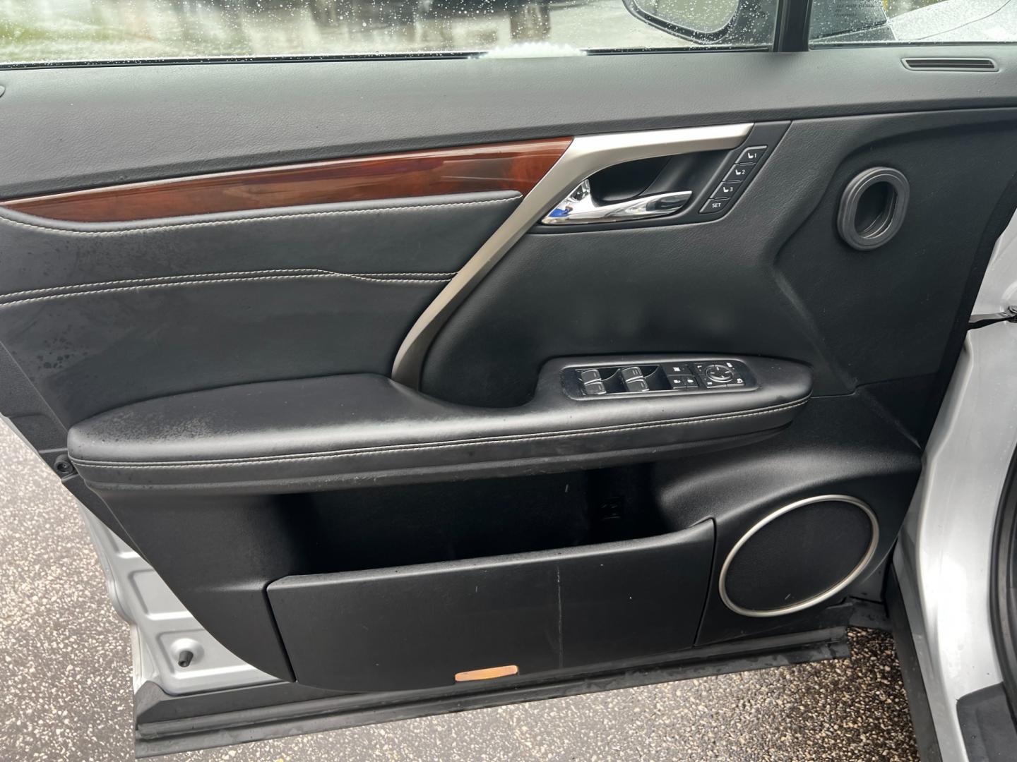 2017 Silver /Black Lexus RX 350 AWD (2T2BZMCA5HC) with an 3.5L V6 DOHC 24V engine, 8-Speed Automatic transmission, located at 11115 Chardon Rd. , Chardon, OH, 44024, (440) 214-9705, 41.580246, -81.241943 - Photo#16