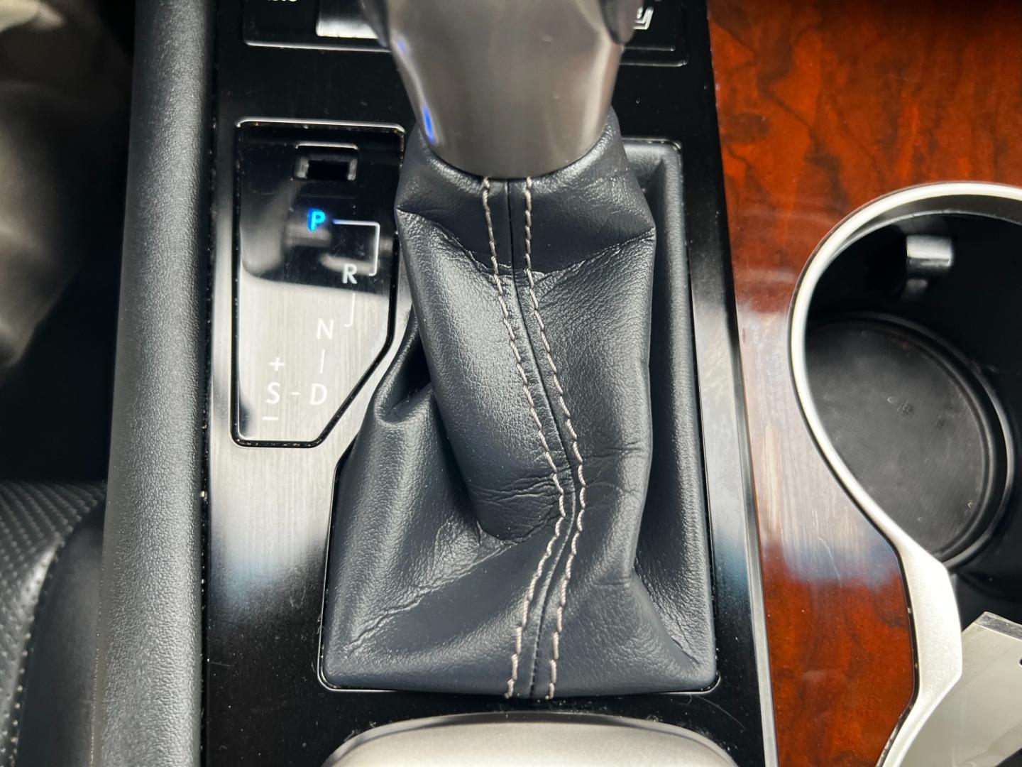 2017 Silver /Black Lexus RX 350 AWD (2T2BZMCA5HC) with an 3.5L V6 DOHC 24V engine, 8-Speed Automatic transmission, located at 11115 Chardon Rd. , Chardon, OH, 44024, (440) 214-9705, 41.580246, -81.241943 - Photo#30