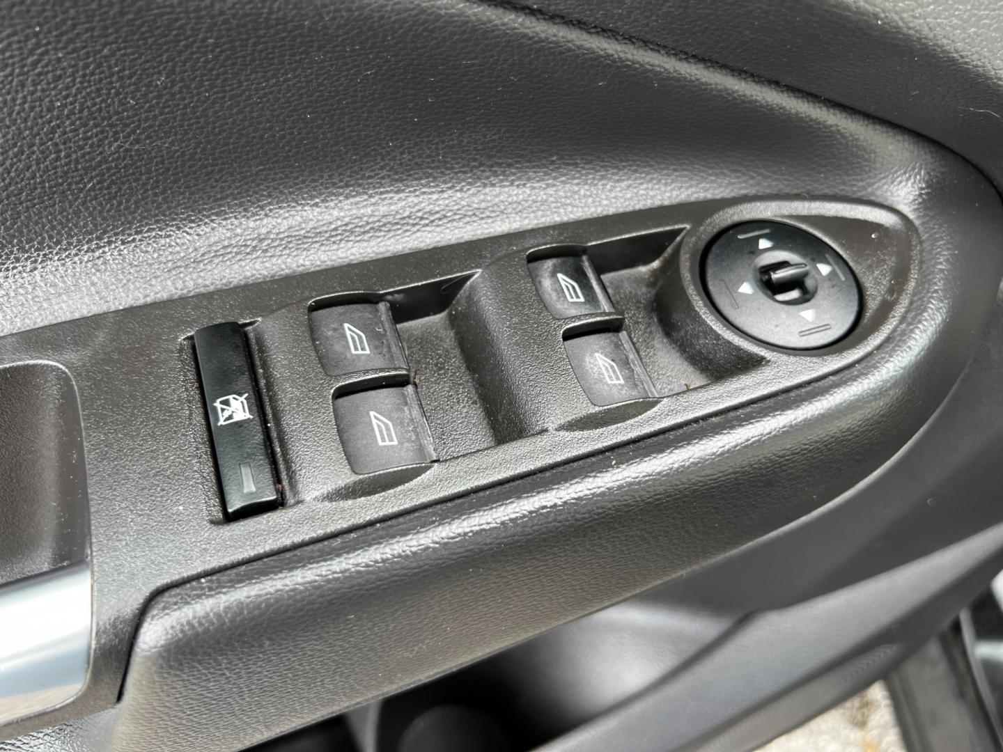 2018 Black /White Ford Escape SEL 4WD (1FMCU9HD1JU) with an 1.5L I4 DOHC 16V TURBO engine, 6A transmission, located at 547 E. Main St., Orwell, OH, 44076, (440) 437-5893, 41.535435, -80.847855 - Photo#20
