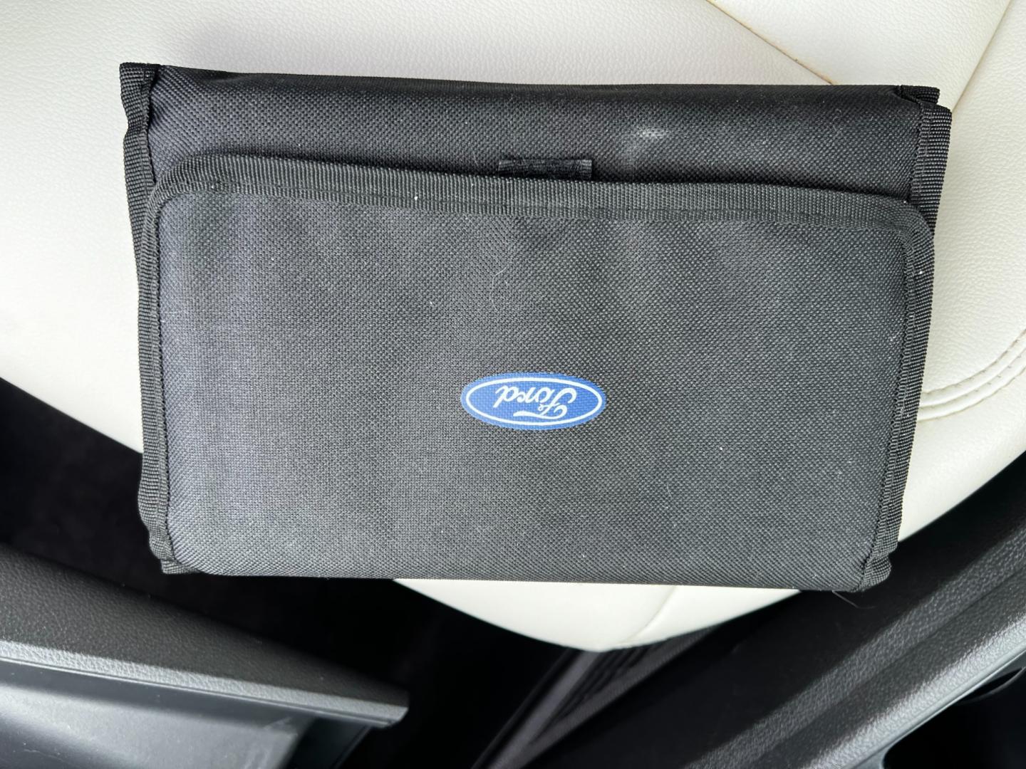 2018 Black /White Ford Escape SEL 4WD (1FMCU9HD1JU) with an 1.5L I4 DOHC 16V TURBO engine, 6A transmission, located at 547 E. Main St., Orwell, OH, 44076, (440) 437-5893, 41.535435, -80.847855 - Photo#46