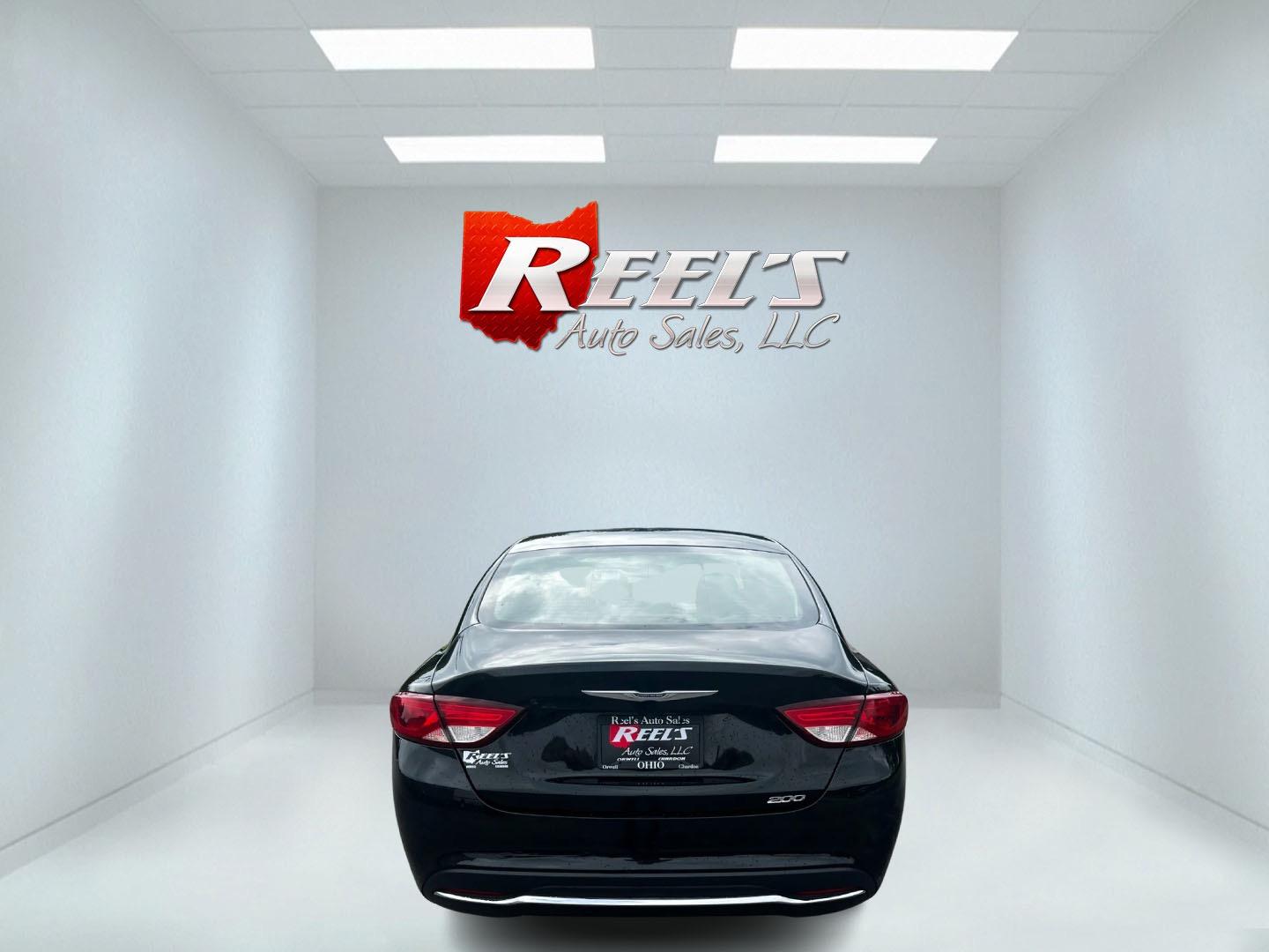 2016 Green /Black Chrysler 200 Limited (1C3CCCABXGN) with an 2.4L I4 SOHC 16V engine, 9A transmission, located at 547 E. Main St., Orwell, OH, 44076, (440) 437-5893, 41.535435, -80.847855 - Photo#6