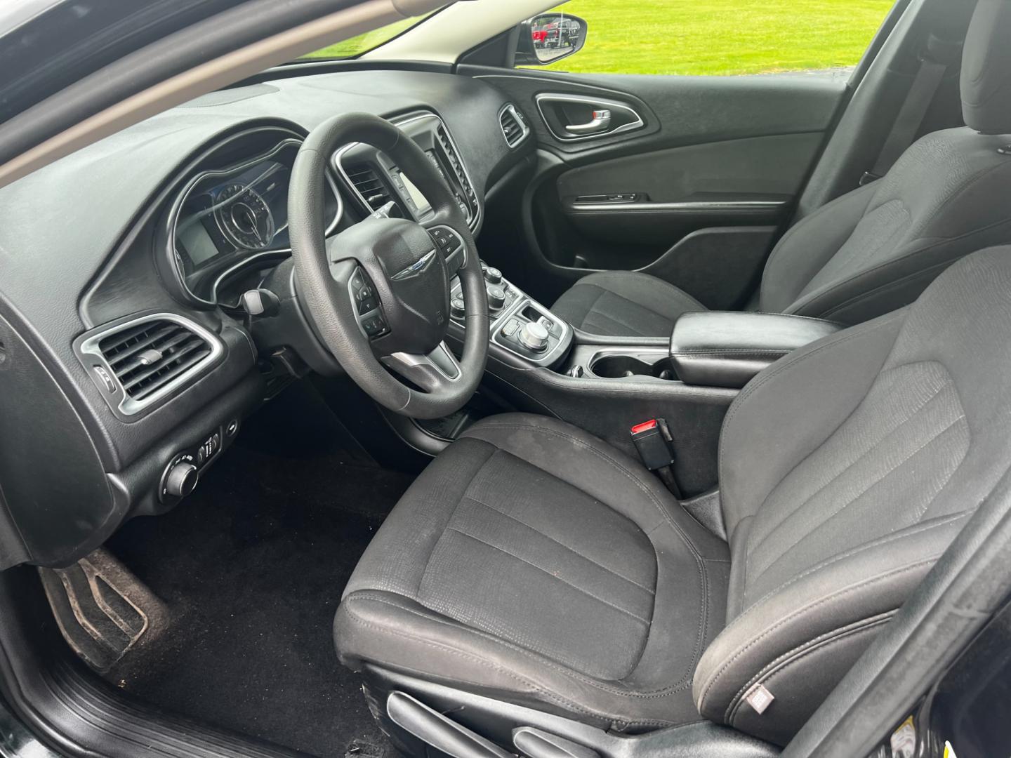 2016 Green /Black Chrysler 200 Limited (1C3CCCABXGN) with an 2.4L I4 SOHC 16V engine, 9A transmission, located at 547 E. Main St., Orwell, OH, 44076, (440) 437-5893, 41.535435, -80.847855 - Photo#15