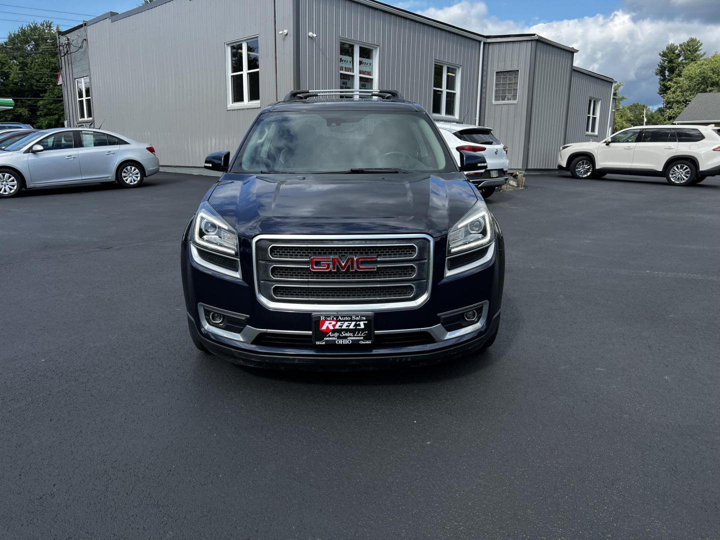 2017 Blue /Black GMC Acadia SLT-2 AWD (1GKKVSKD4HJ) with an 3.6L V6 DOHC 24V engine, 6-Speed Automatic transmission, located at 547 E. Main St., Orwell, OH, 44076, (440) 437-5893, 41.535435, -80.847855 - This 2017 GMC Acadia Limited SLT-2 AWD is a well-equipped midsize SUV offering a blend of comfort, performance, and advanced features. It boasts a powerful 3.6-liter V6 engine producing 281 horsepower, paired with a 6-speed automatic transmission and all-wheel drive. The vehicle offers a luxurious i - Photo#2