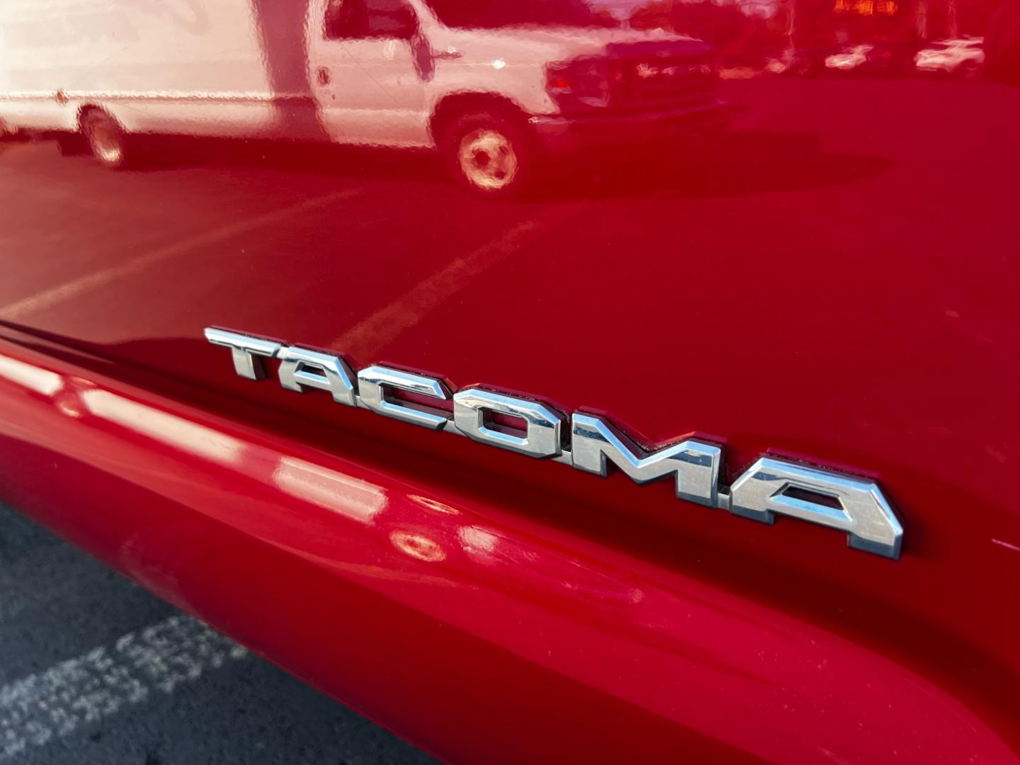 2016 Red /Black Toyota Tacoma TRD Sport Double Cab Short Bed V6 6M 4WD (5TFCZ5AN3GX) with an 3.6L V6 DOHC 24V engine, 6 Speed Manual transmission, located at 11115 Chardon Rd. , Chardon, OH, 44024, (440) 214-9705, 41.580246, -81.241943 - This 2016 Toyota Tacoma TRD Sport Double Cab is a well-equipped mid-size pickup truck that offers a blend of performance, technology, and utility. It features a powerful 3.5-liter Atkinson cycle V6 engine paired with a 6-speed manual transmission, providing a balance of power and efficiency with a h - Photo#11