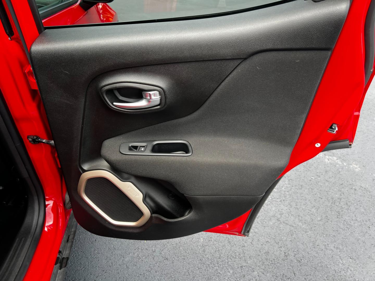 2017 Red /Black Jeep Renegade Latitude 4WD (ZACCJBBB8HP) with an 2.4L I4 DOHC 16V engine, 9-Speed Automatic transmission, located at 547 E. Main St., Orwell, OH, 44076, (440) 437-5893, 41.535435, -80.847855 - Photo#34