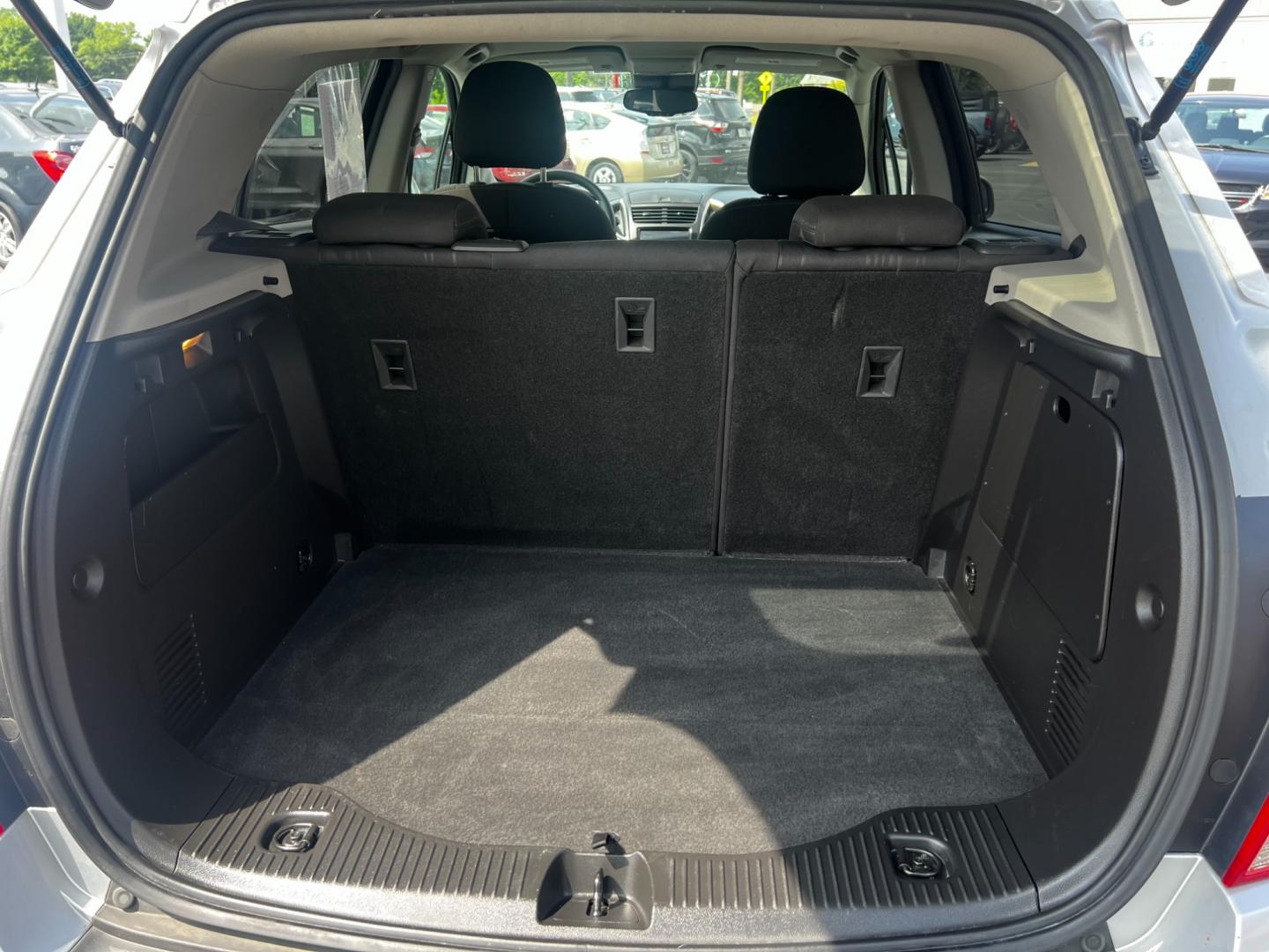 2016 Silver /Black Chevrolet Trax 1LT AWD (KL7CJPSB8GB) with an 1.4L I4 DOHC 16V TURBO engine, 6A transmission, located at 547 E. Main St., Orwell, OH, 44076, (440) 437-5893, 41.535435, -80.847855 - Photo#32