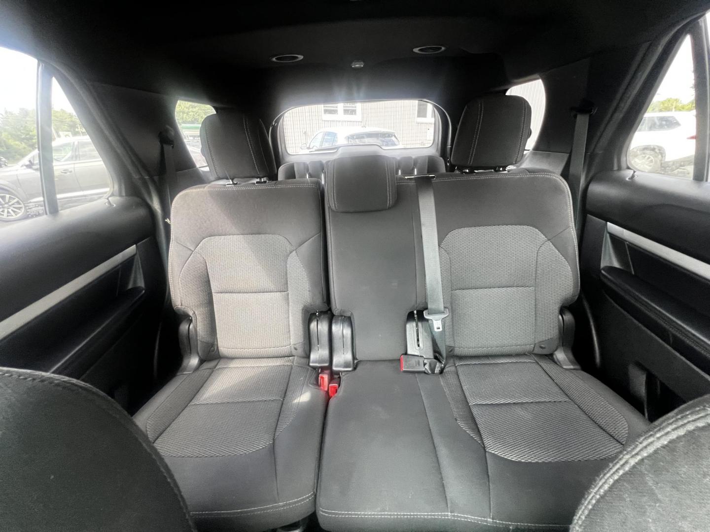 2017 Blue /Black Ford Explorer XLT 4WD (1FM5K8DH4HG) with an 2.3L I4 DOHC 16V Turbo engine, 6 Speed Auto transmission, located at 547 E. Main St., Orwell, OH, 44076, (440) 437-5893, 41.535435, -80.847855 - This 2017 Ford Explorer XLT 4WD is a capable and efficient midsize SUV. It's powered by a 2.3-liter turbocharged EcoBoost four-cylinder engine, paired with a 6-speed automatic transmission. This powertrain offers a balance of performance and efficiency, achieving 25 MPG on the highway while still pr - Photo#30