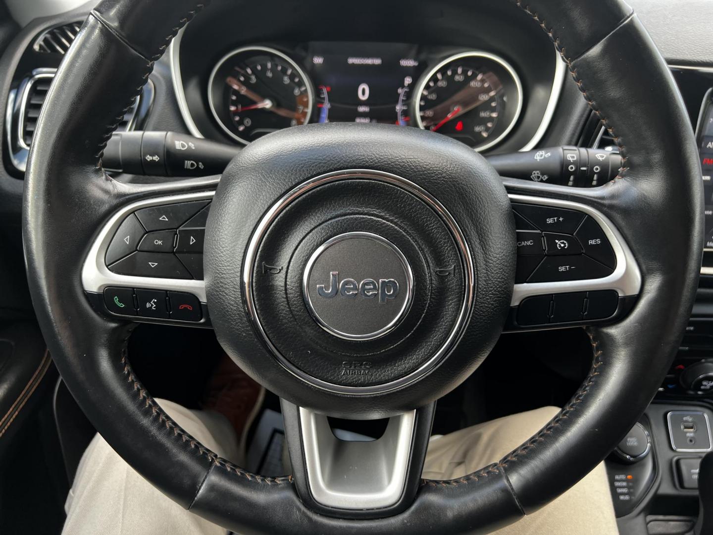 2018 White /Black Jeep Compass Limited 4WD (3C4NJDCB2JT) with an 2.4L I4 DOHC 16V engine, 9 Speed Automatic transmission, located at 547 E. Main St., Orwell, OH, 44076, (440) 437-5893, 41.535435, -80.847855 - Photo#25
